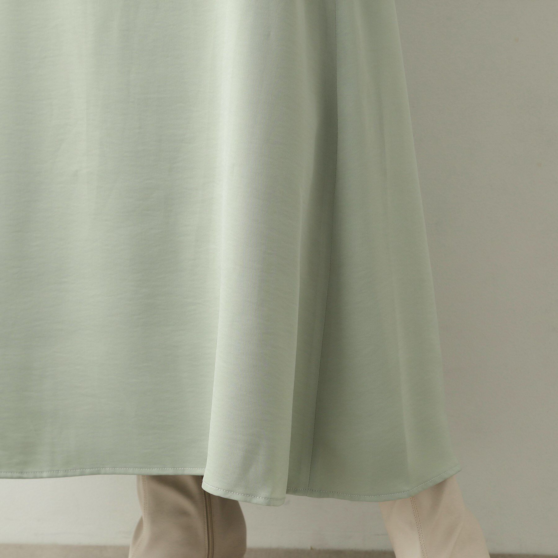 OPAQUE.CLIP「サテンナローフレアスカート【洗濯機洗い可】」|スカート|