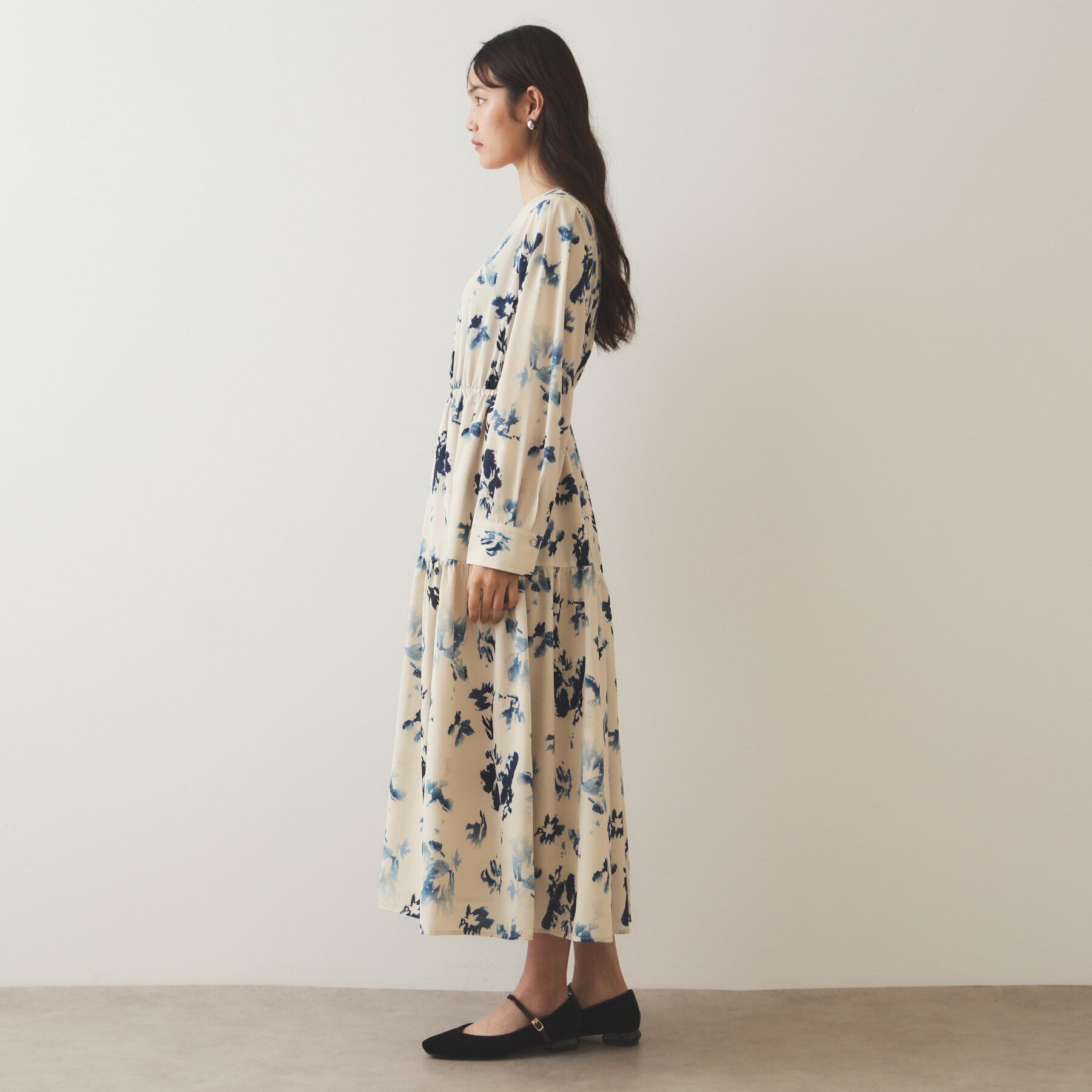 OPAQUE.CLIP「フラワープリント フィット＆フレアワンピース【洗濯機洗い可】」|ワンピース|