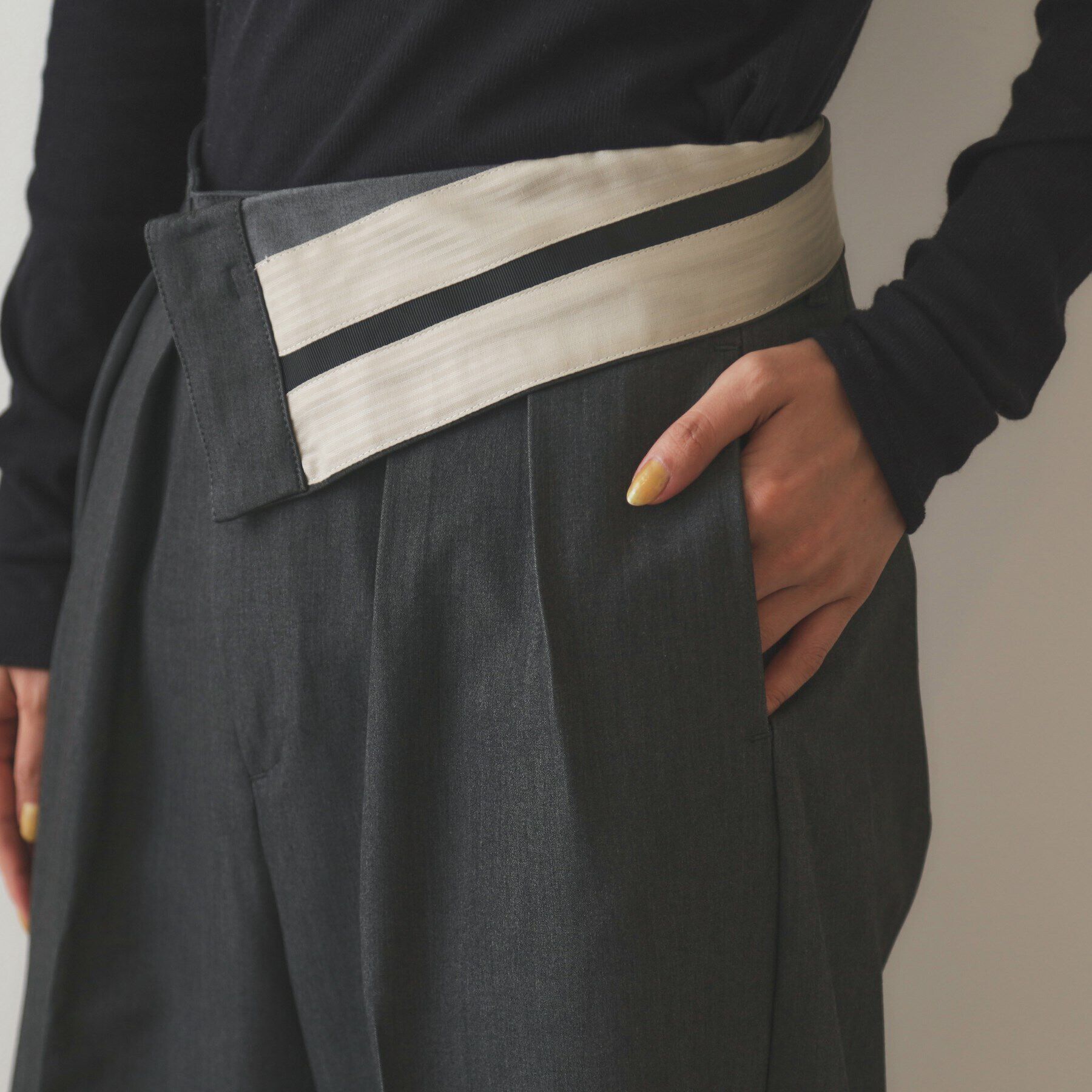 OPAQUE.CLIP「マーベルトデザイン タックワイドパンツ【洗濯機洗い可】」|その他|