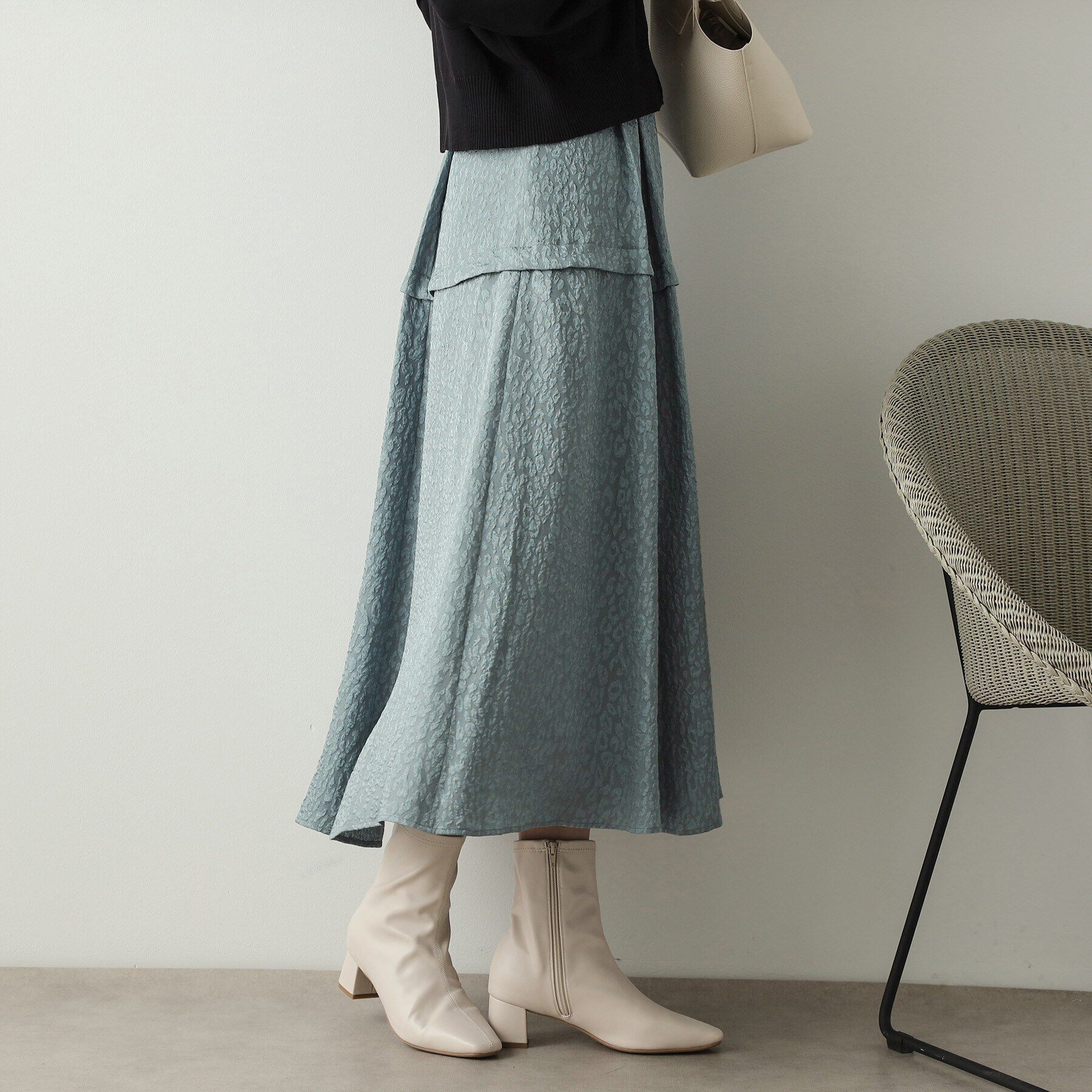 OPAQUE.CLIP「《美人百花掲載》レオパードジャカード フレアスカート【洗濯機洗い可】」|スカート|ブルー(092)