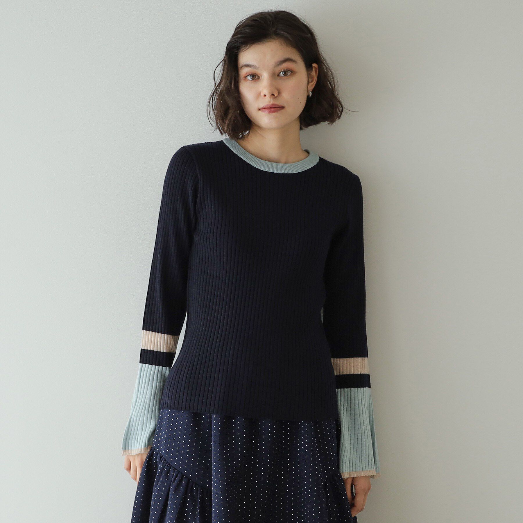 OPAQUE.CLIP「《Oggi掲載》配色フレアースリーブニット【洗濯機洗い可】」|ニット・セーター|