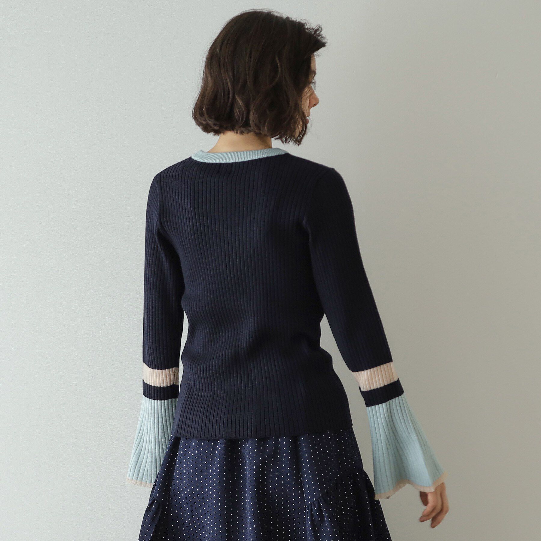 OPAQUE.CLIP「《Oggi掲載》配色フレアースリーブニット【洗濯機洗い可】」|ニット・セーター|