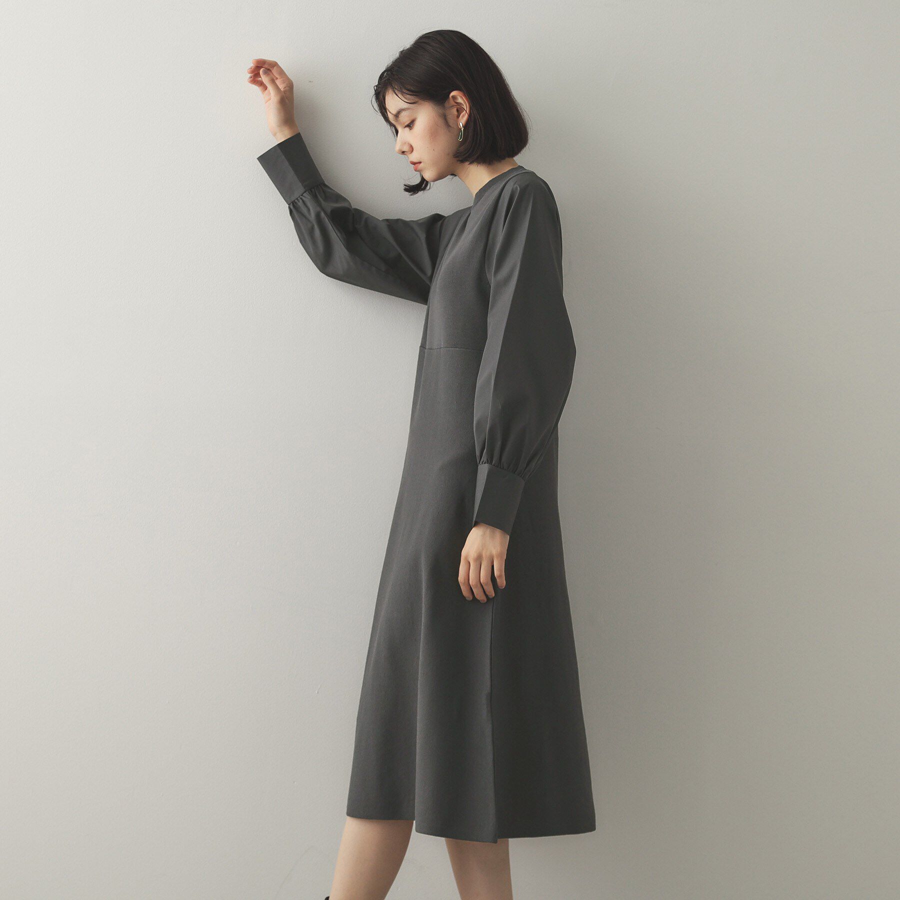 OPAQUE.CLIP「フハクスリーブ ドッキングニットフレアワンピース【洗濯機洗い可】」|ワンピース|