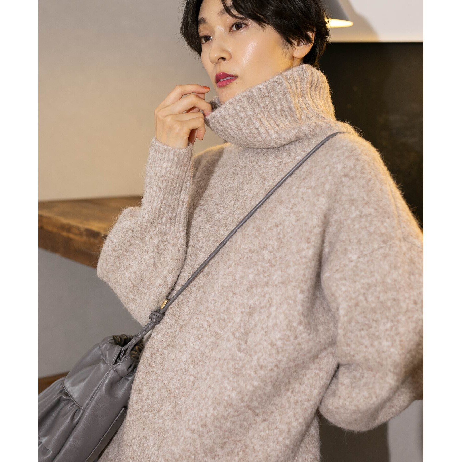 OPAQUE.CLIP「ミドルゲージハイネックニット【洗濯機洗い可】」|ニット・セーター|ベージュ(052)