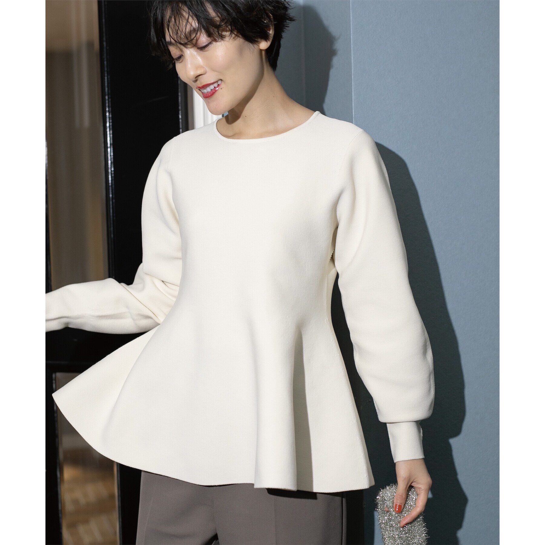 OPAQUE.CLIP「《5color》シームレスペプラムニット【洗濯機洗い可】」|ニット・セーター|オフホワイト(003