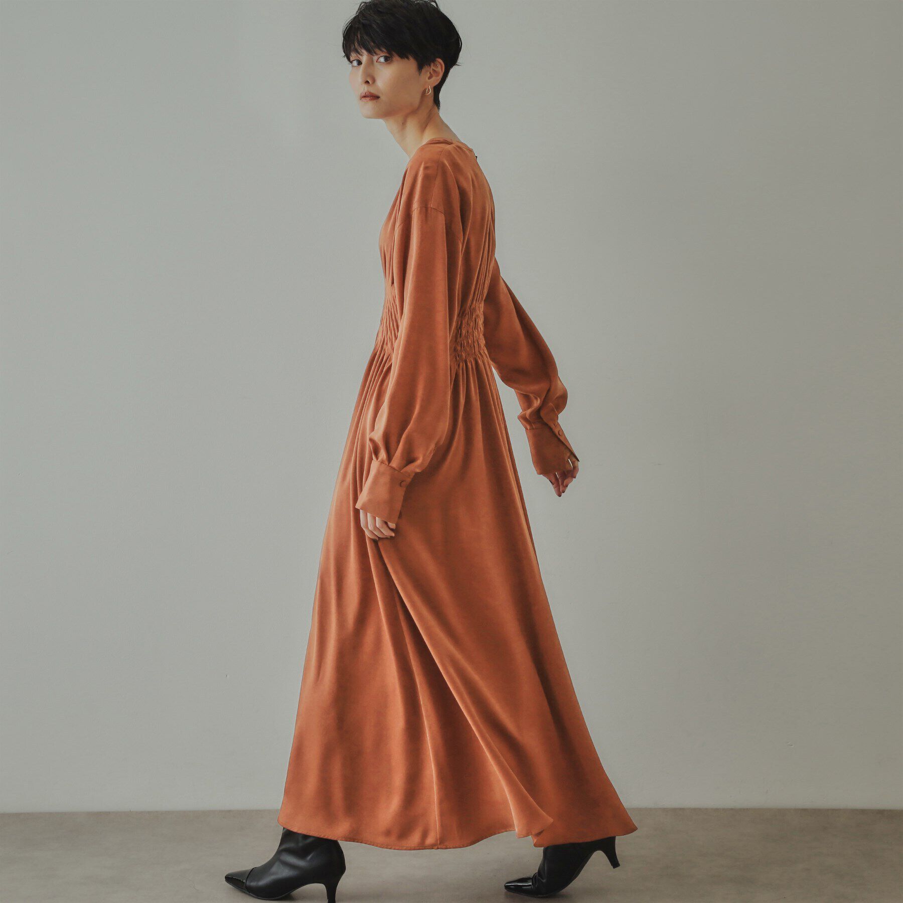 OPAQUE.CLIP「【大草直子さんコラボ】ウエストタックワンピース」|ワンピース|