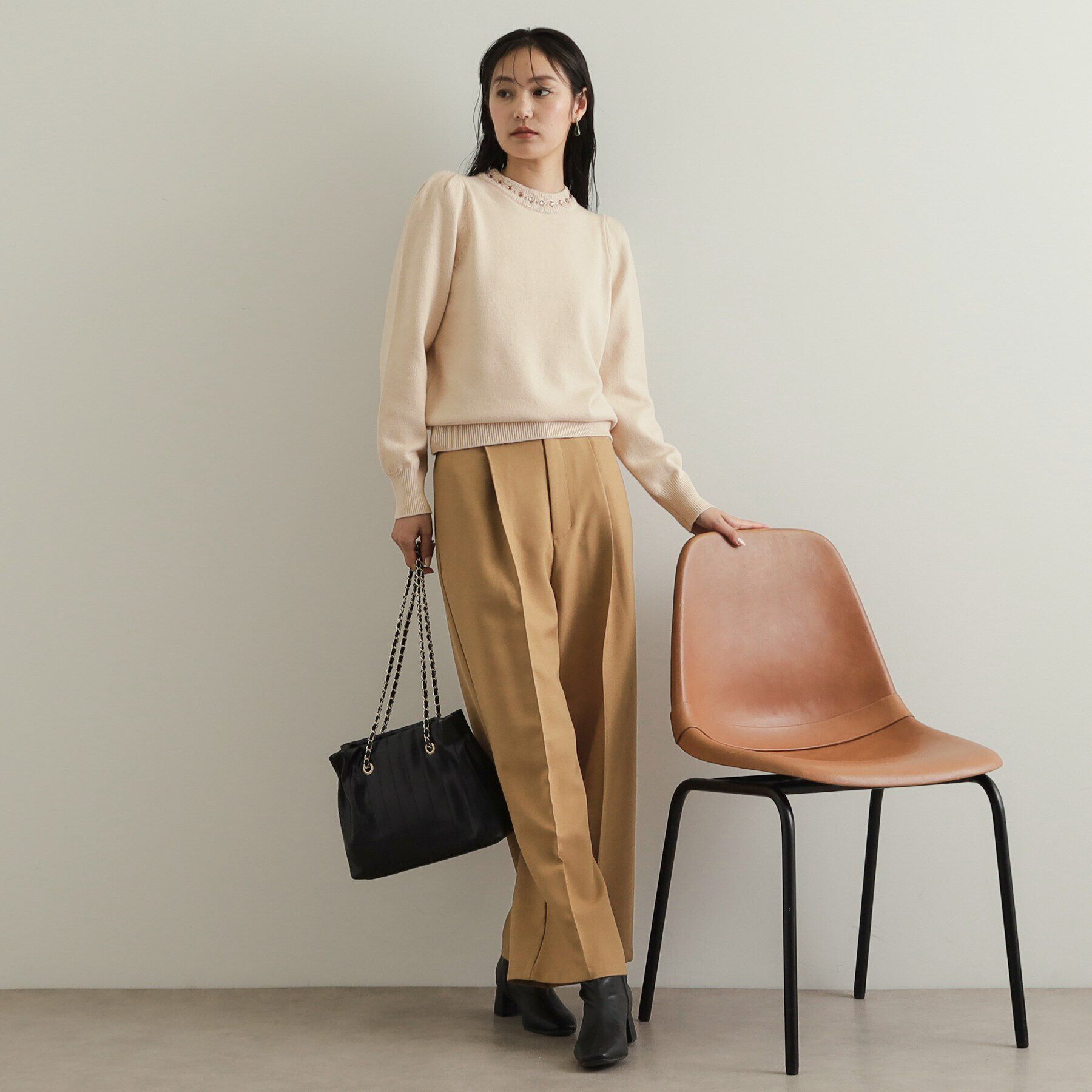 OPAQUE.CLIP「《美人百花掲載》ビジューネックパフスリーブニット【洗える】」|ニット・セーター|