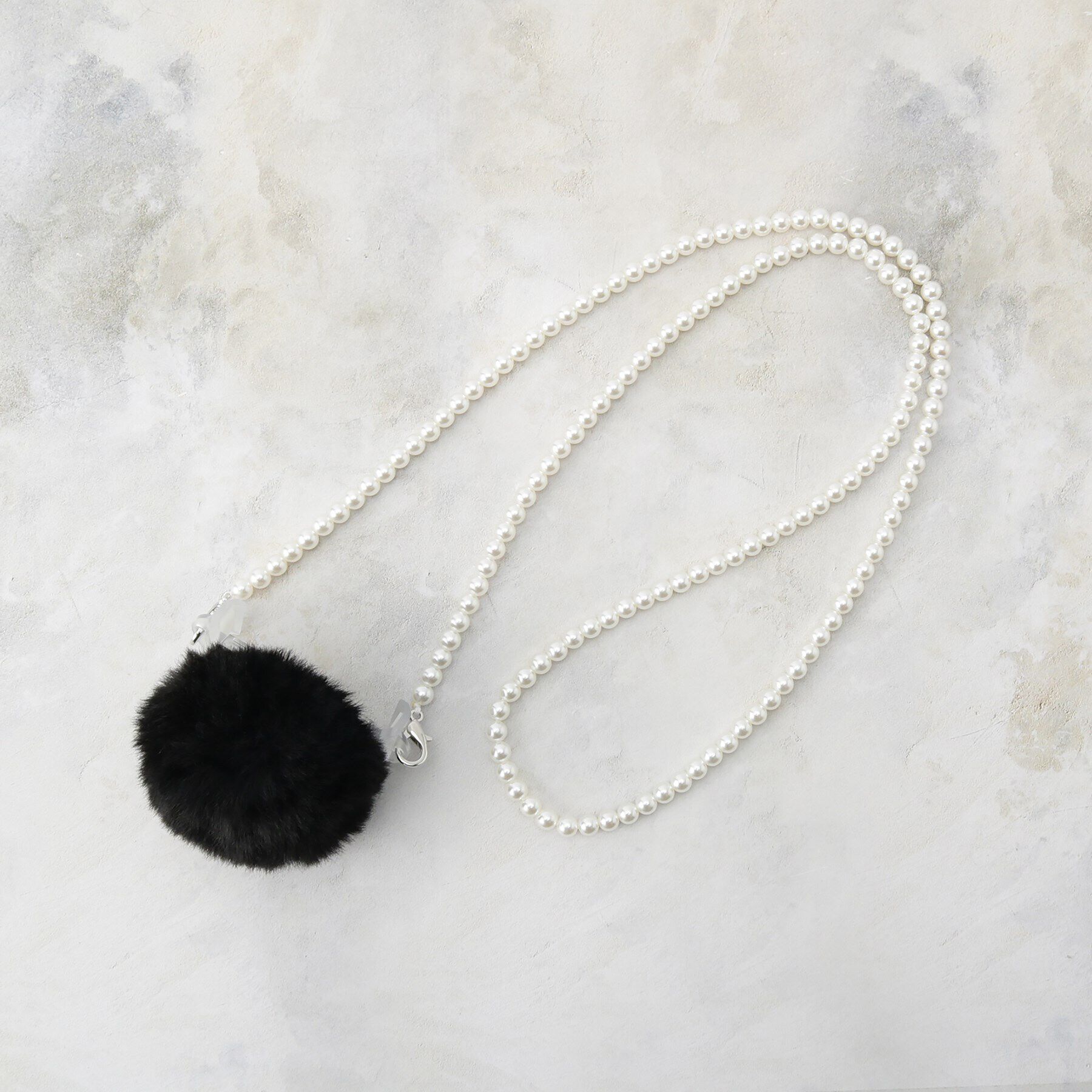 OPAQUE.CLIP「フェイクファーストラップチャーム」|ストラップ|ブラック(019)