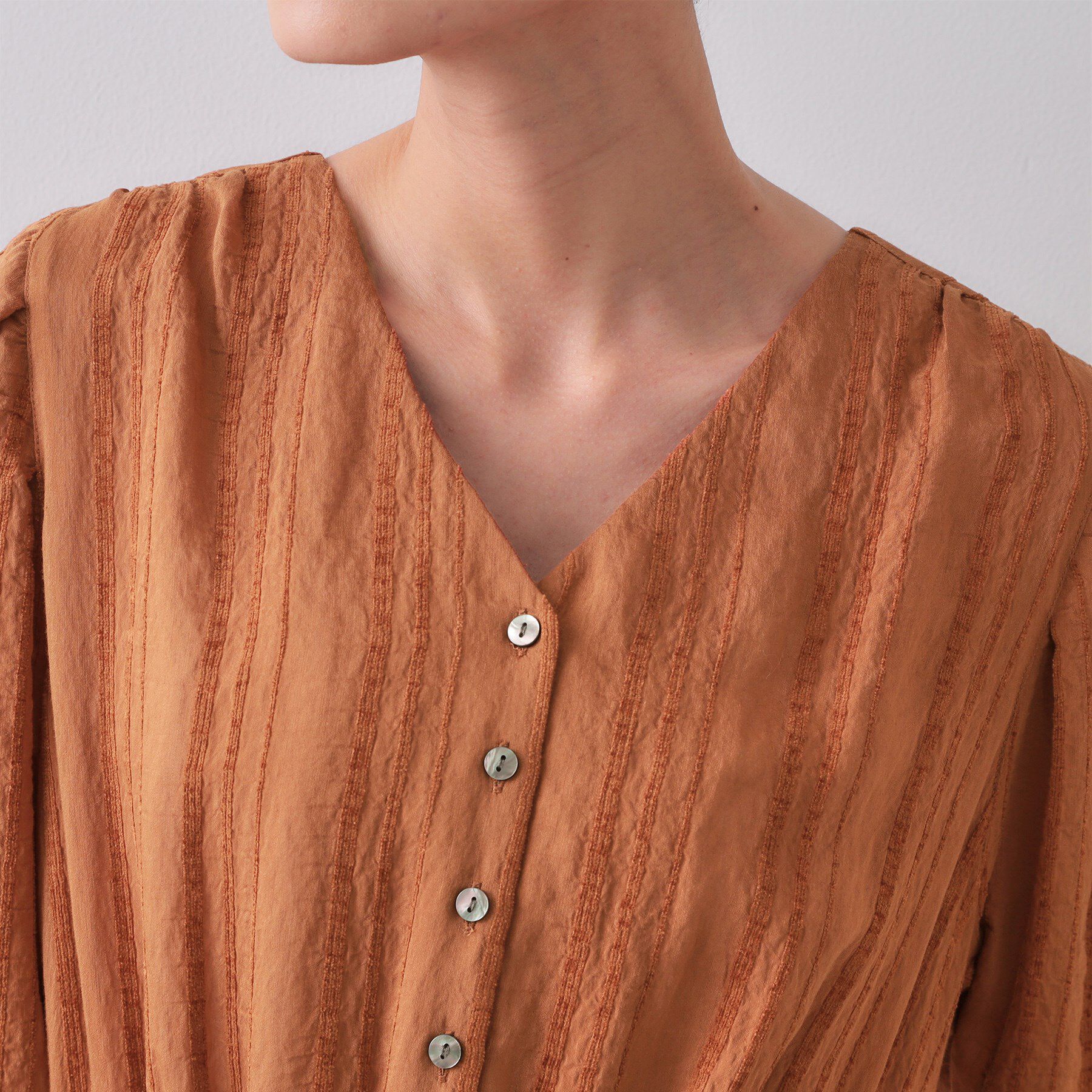 OPAQUE.CLIP「Vネックフィット＆フレアワンピース」|ワンピース|