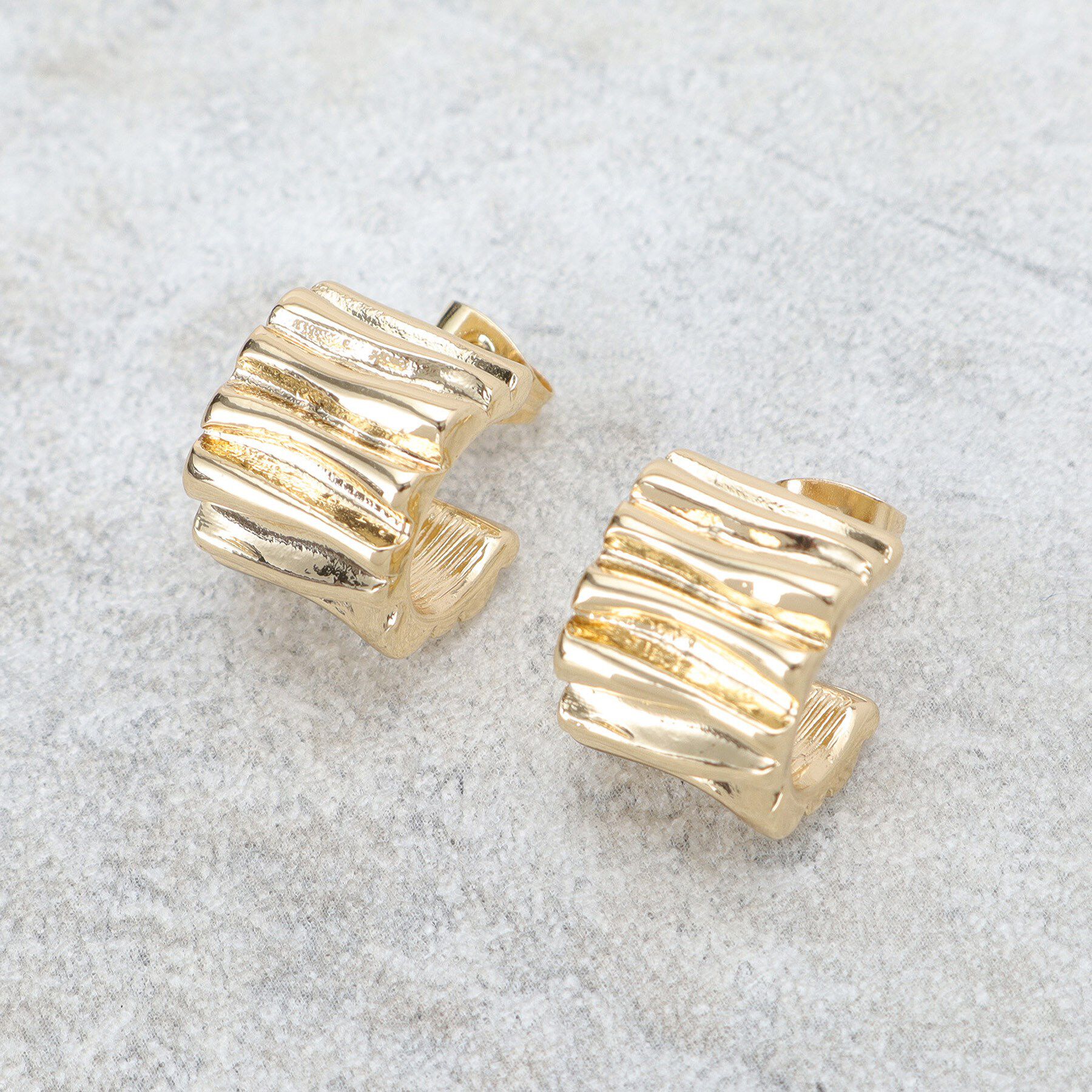 OPAQUE.CLIP「しわメタルピアス」|ピアス|