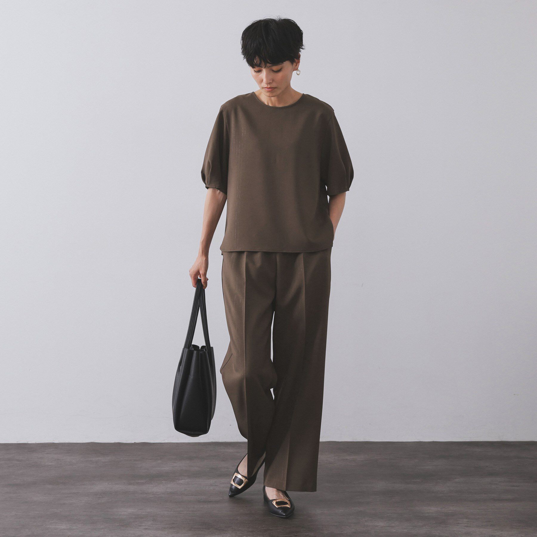 OPAQUE.CLIP「ラメストライプイージーワイドパンツ/セットアップ可【洗濯機洗い可/防シワ/吸水速乾】」|その他|