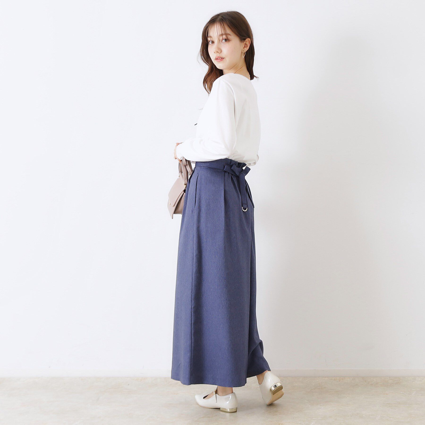 Couture broach「【UVカット・接触冷感・洗える】デイジーパルファムロンT」|Tシャツ・カットソー|