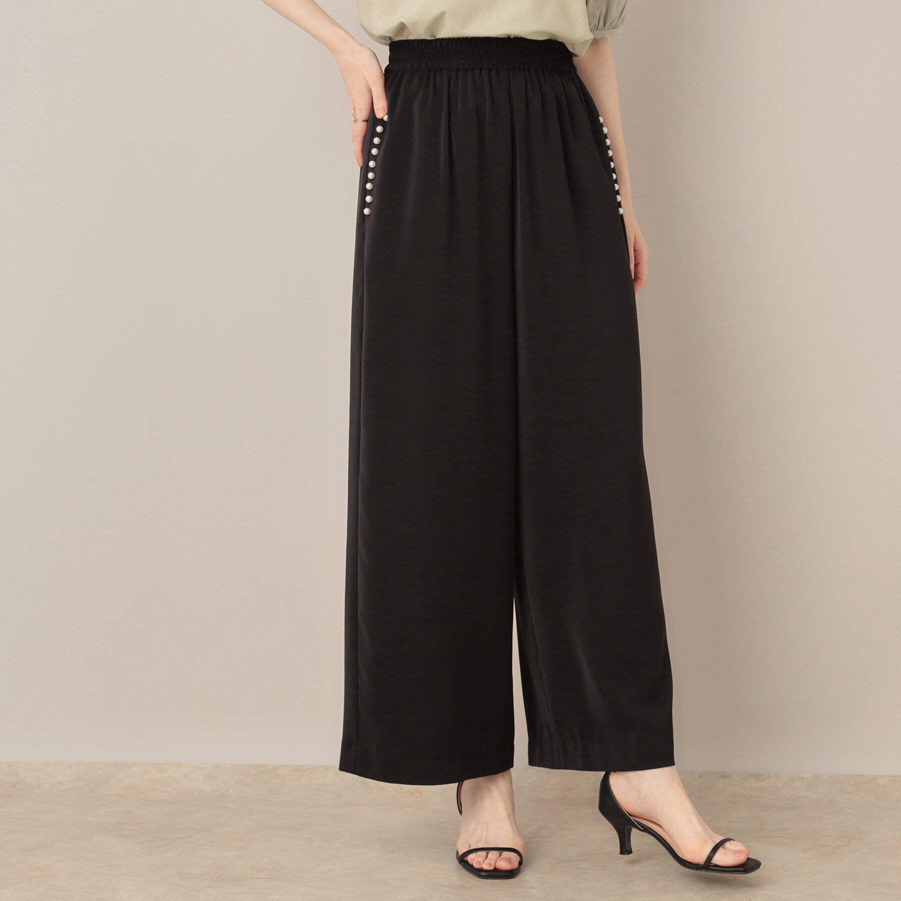 Couture broach「【マルチデザイン・楽ちん】フェイクパール リラックスワイドパンツ」|その他|