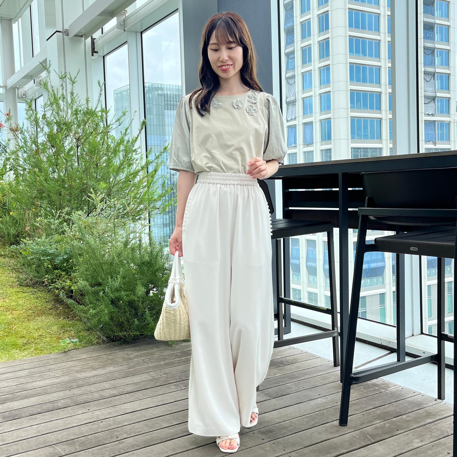 Couture broach「【マルチデザイン・楽ちん】フェイクパール リラックスワイドパンツ」|その他|