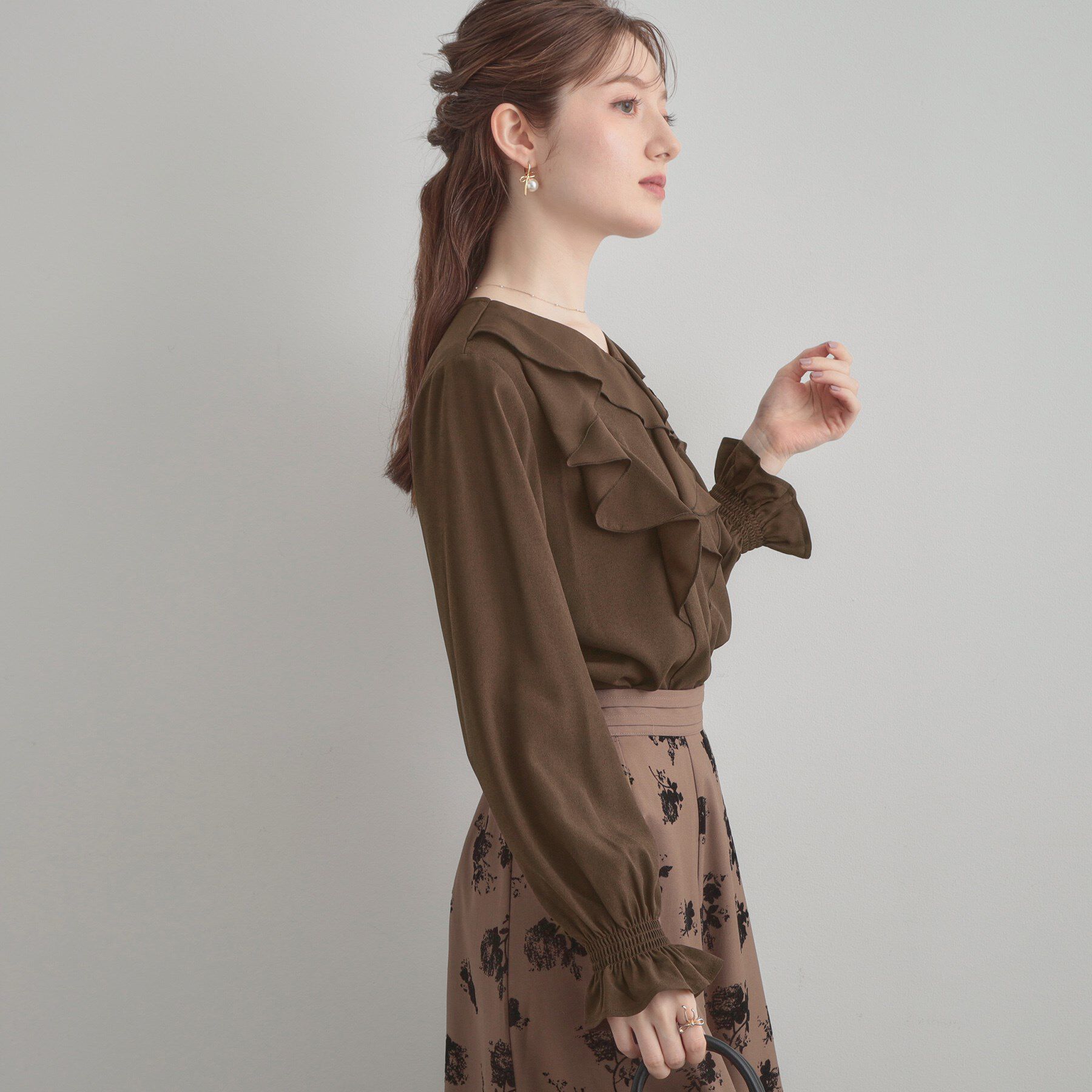 Couture broach「【大人可愛い・通勤】ラッフルフリルブラウス」|シャツ・ブラウス|