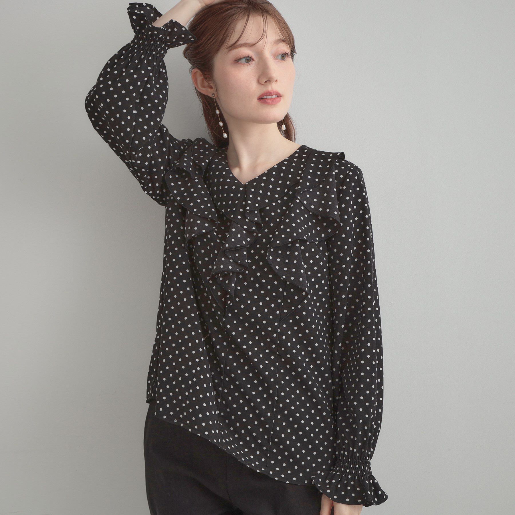 Couture broach「【大人可愛い・通勤】ラッフルフリルブラウス」|シャツ・ブラウス|