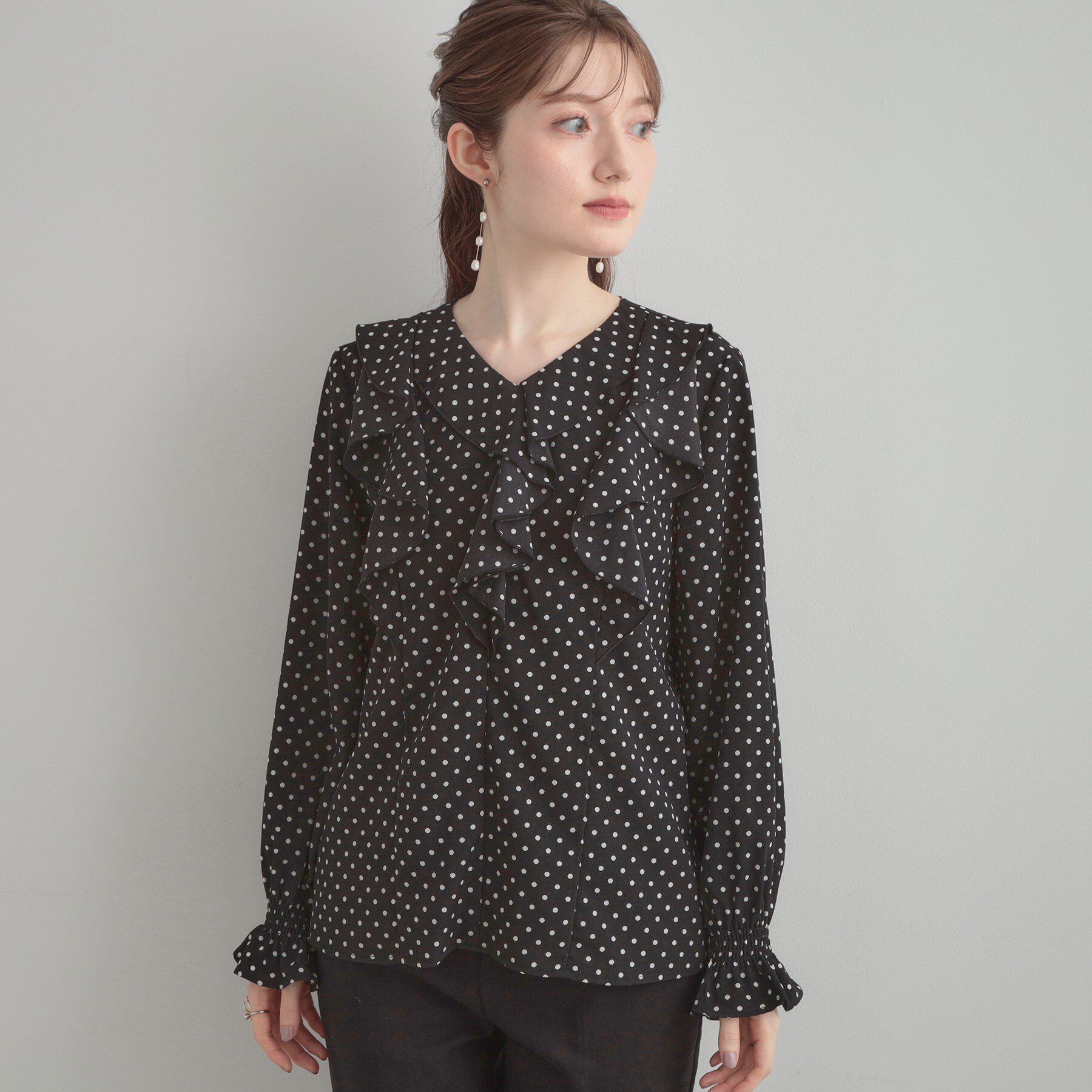 Couture broach「【大人可愛い・通勤】ラッフルフリルブラウス」|シャツ・ブラウス|