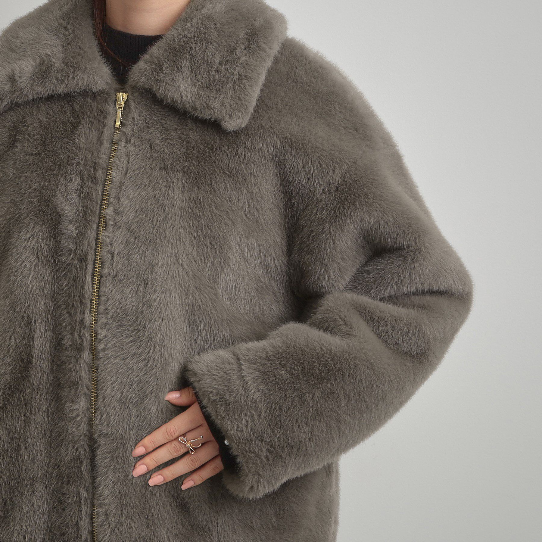 Couture broach「【ふわふわ・上品】ミンクフェイクファーアウター」|ブルゾン・スタジャン|