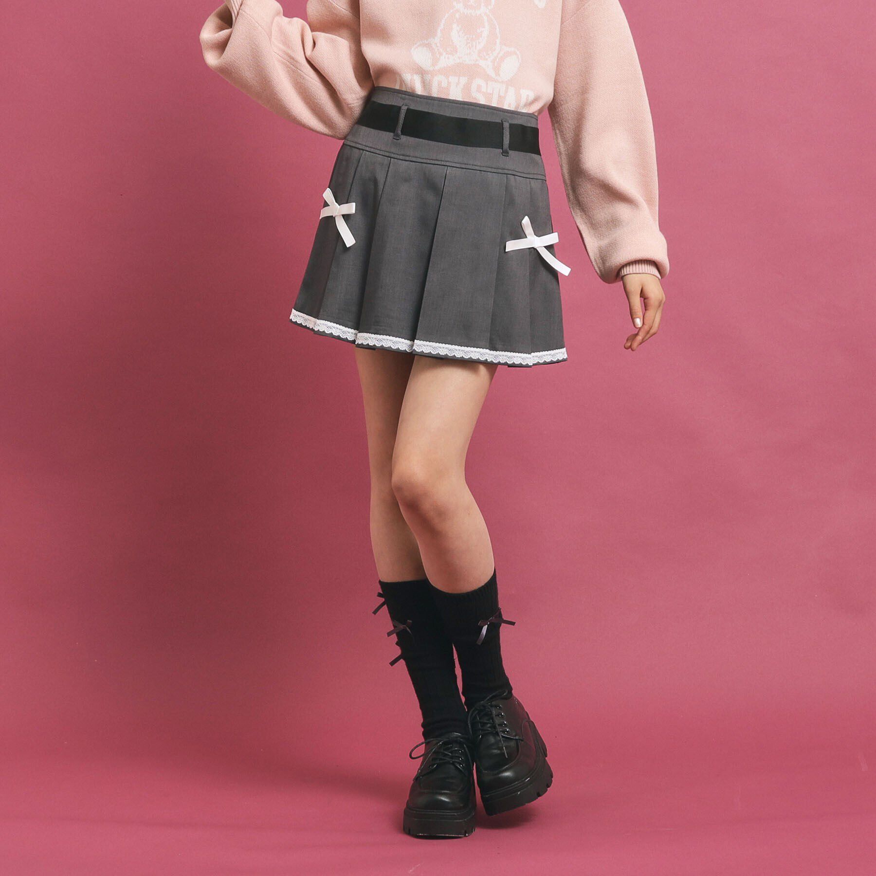 PINK-latte「【トレンド部発】かわいさ盛れる ベルト付きプリーツスカート」|スカート|チャコールグレー(0