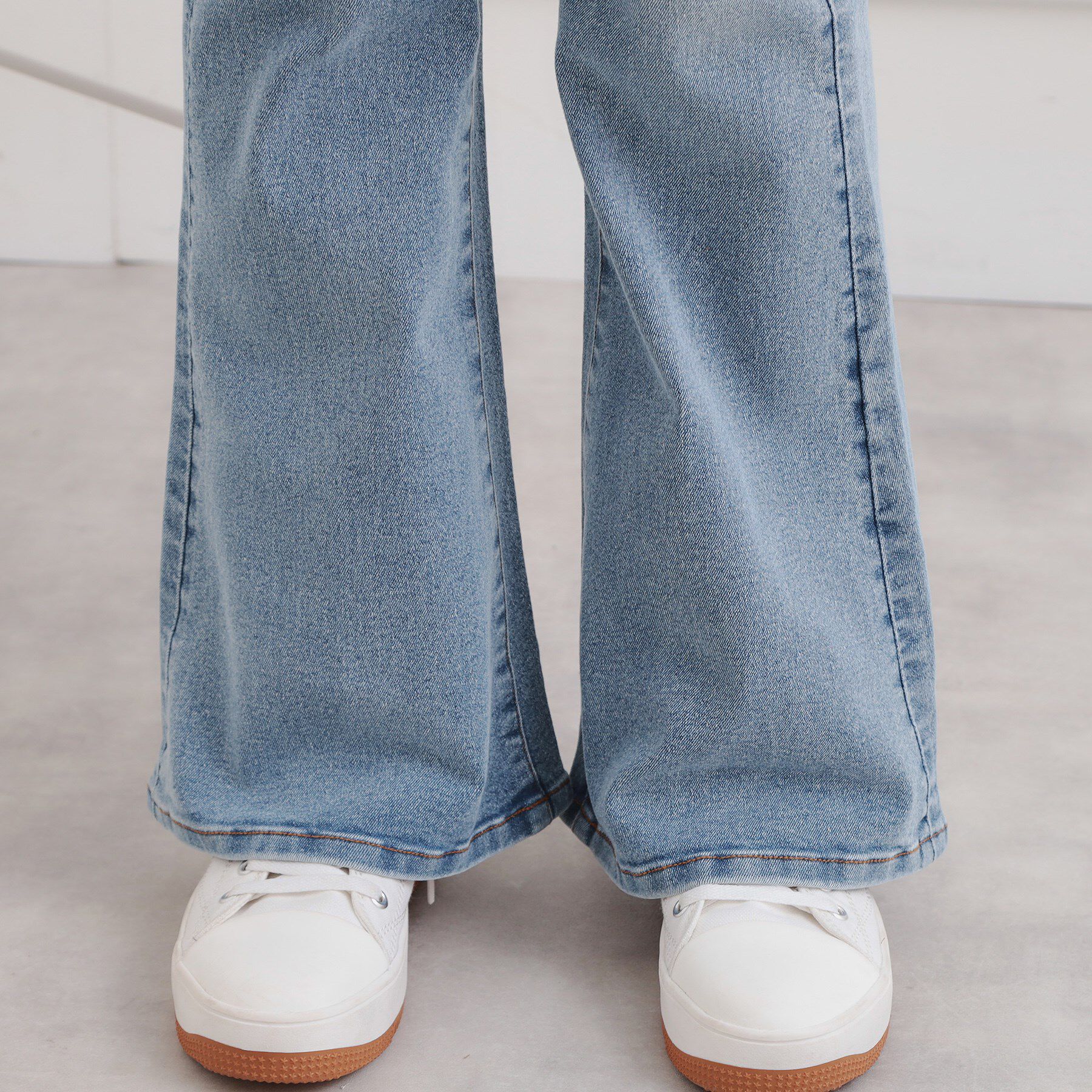 PINK-latte「フレアデニムパンツ」|その他|