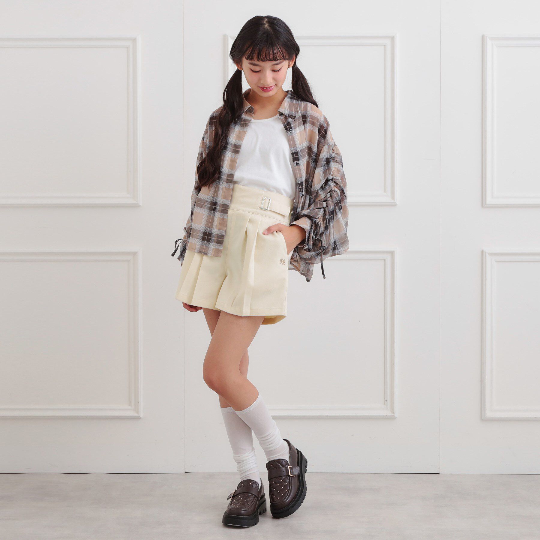 PINK-latte「バックルハイウエストショートパンツ」|キュロット|