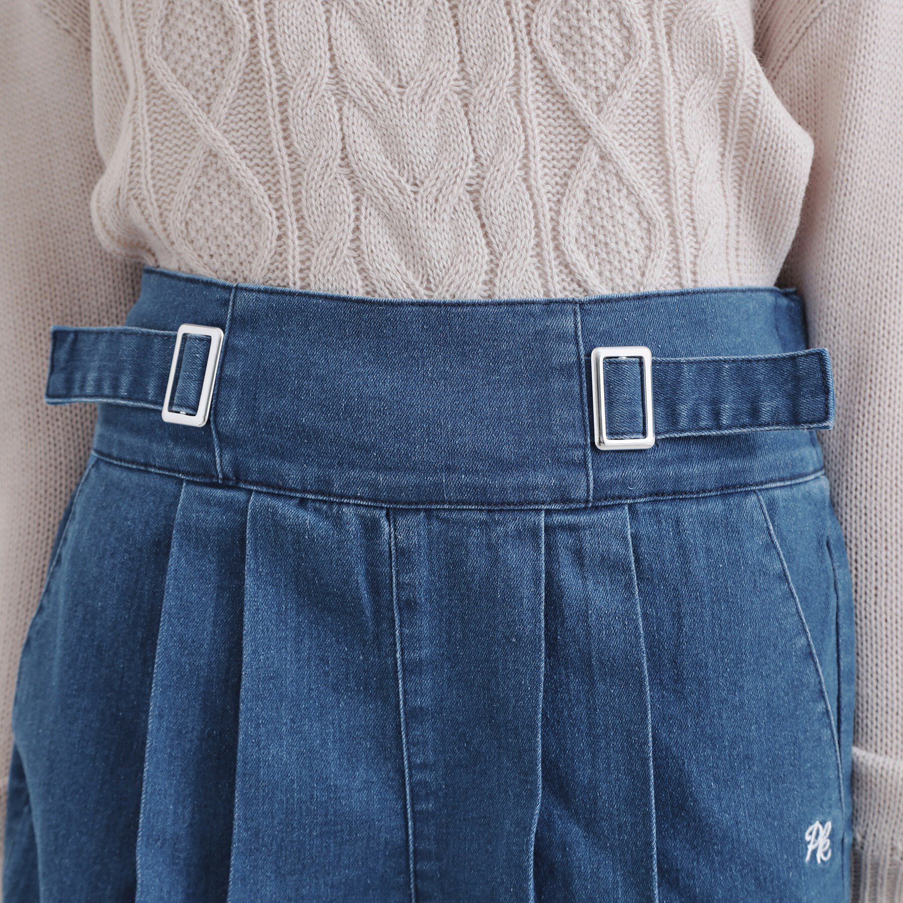 PINK-latte「バックルハイウエストショートパンツ」|キュロット|