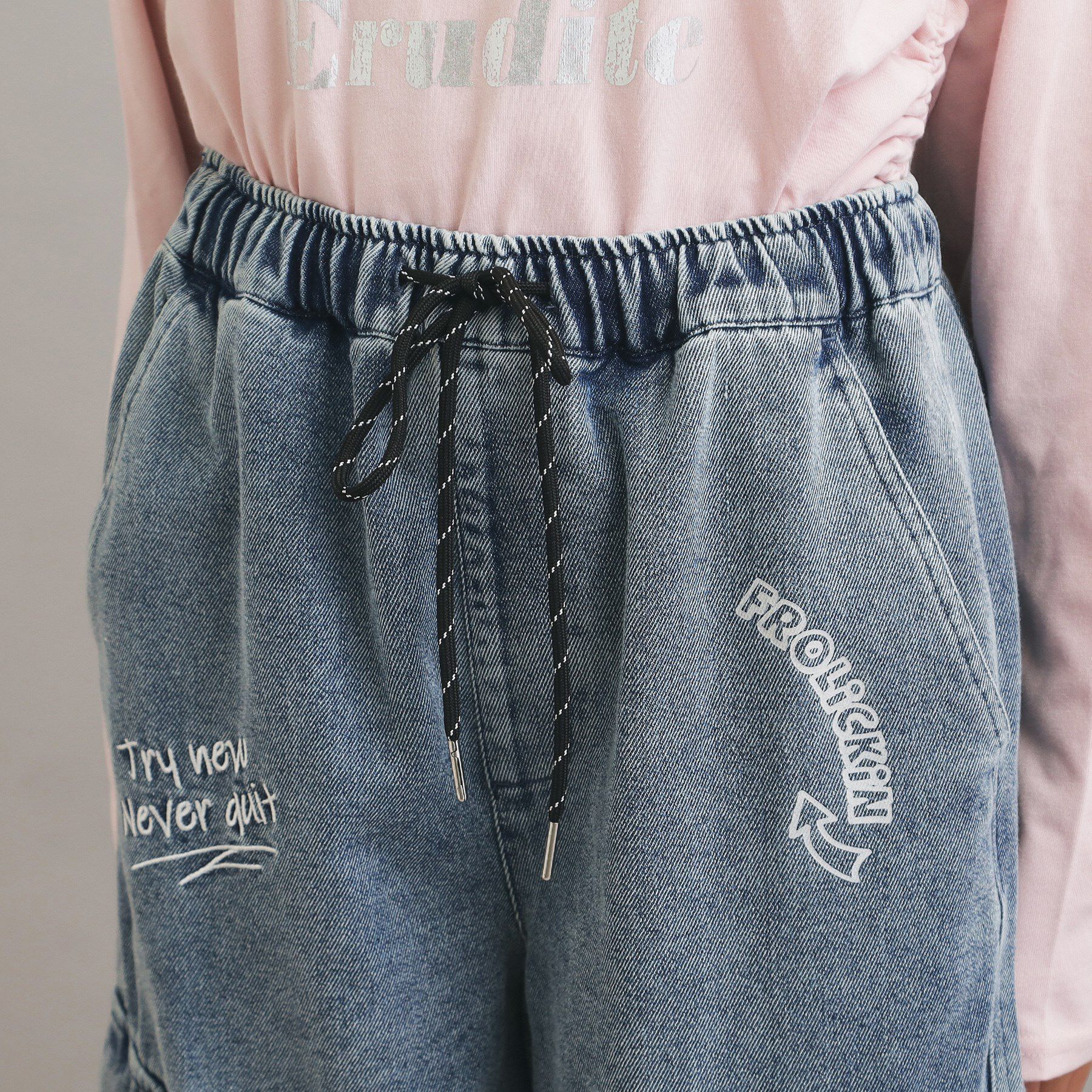 PINK-latte「らくがきデニムカーゴパンツ」|その他|