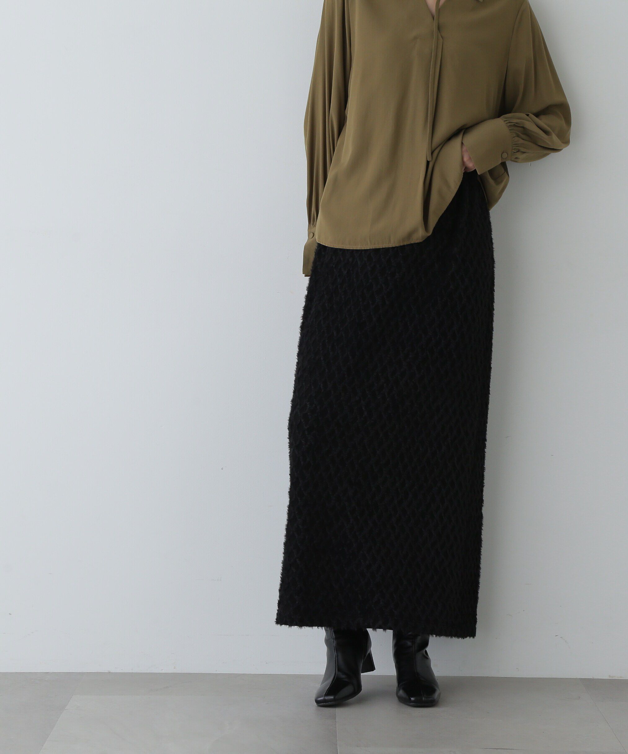  「フラッフィーイージータイトスカート」|スカート|