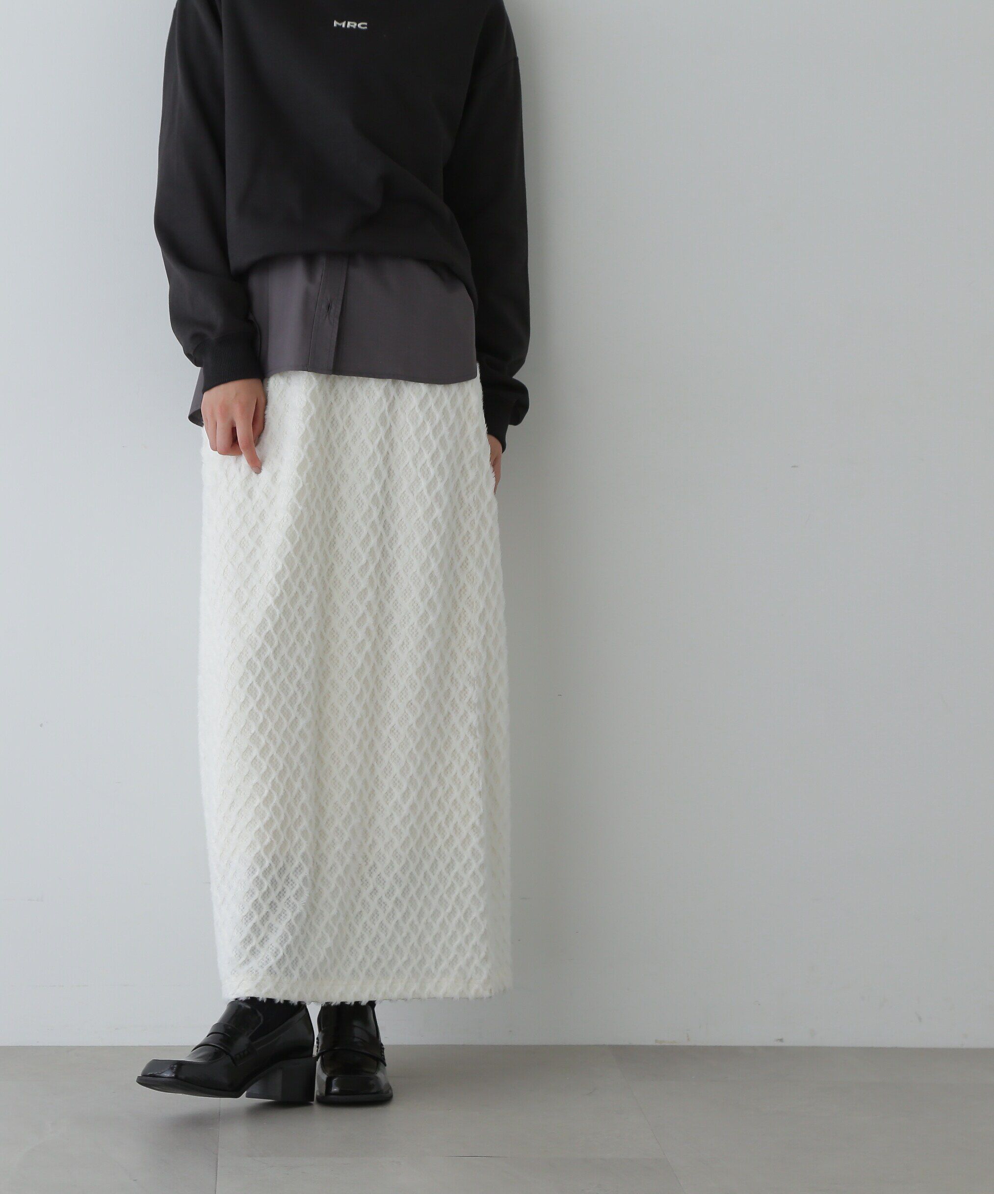  「フラッフィーイージータイトスカート」|スカート|