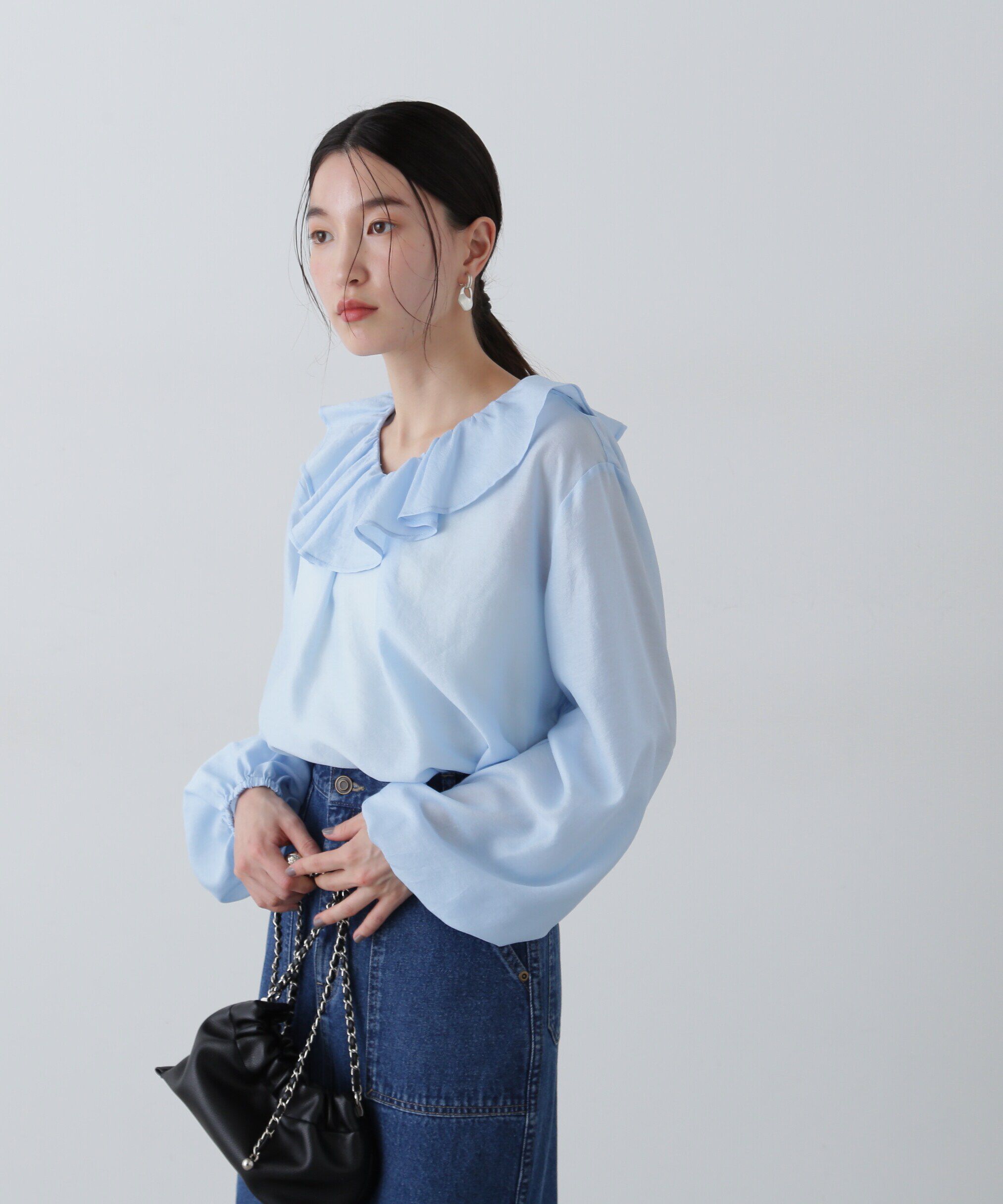  「ラッフルネックブラウス」|シャツ・ブラウス|ブルー