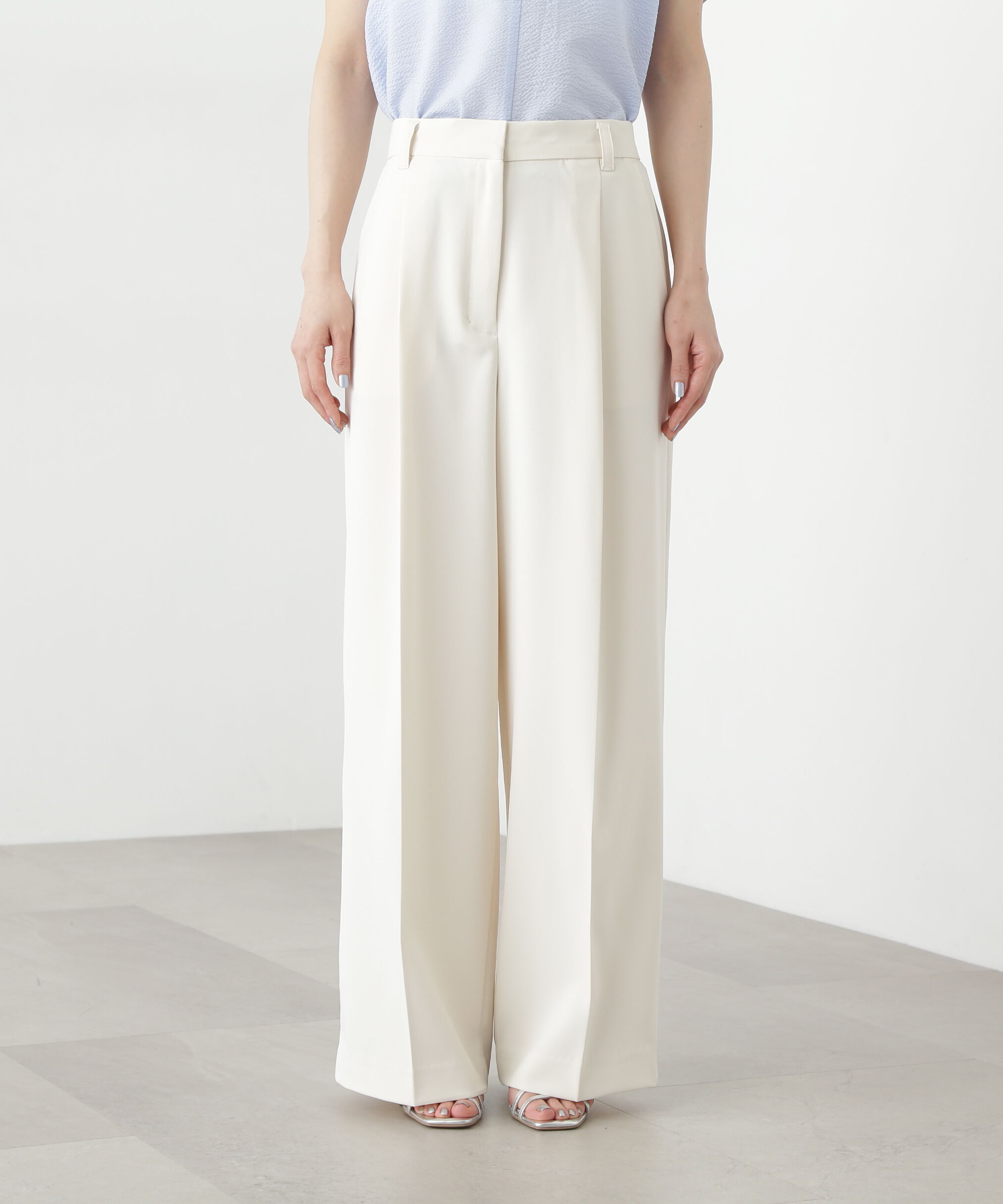  「ライトタックワイドパンツ」|その他|