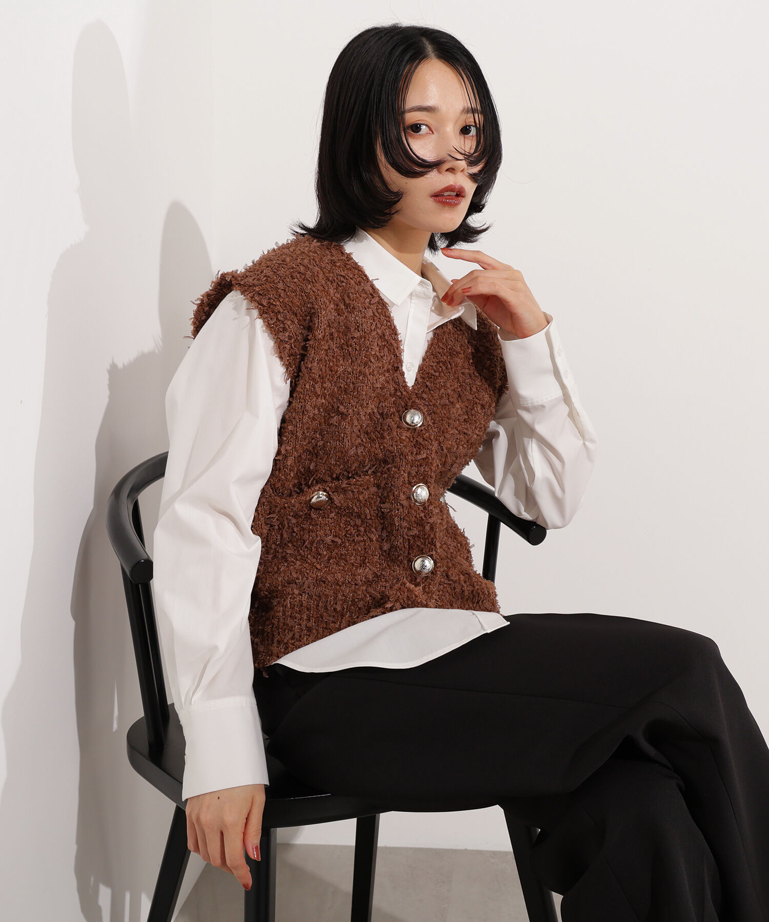  「Vネックニットジレ」|ニット・セーター|ブラウン