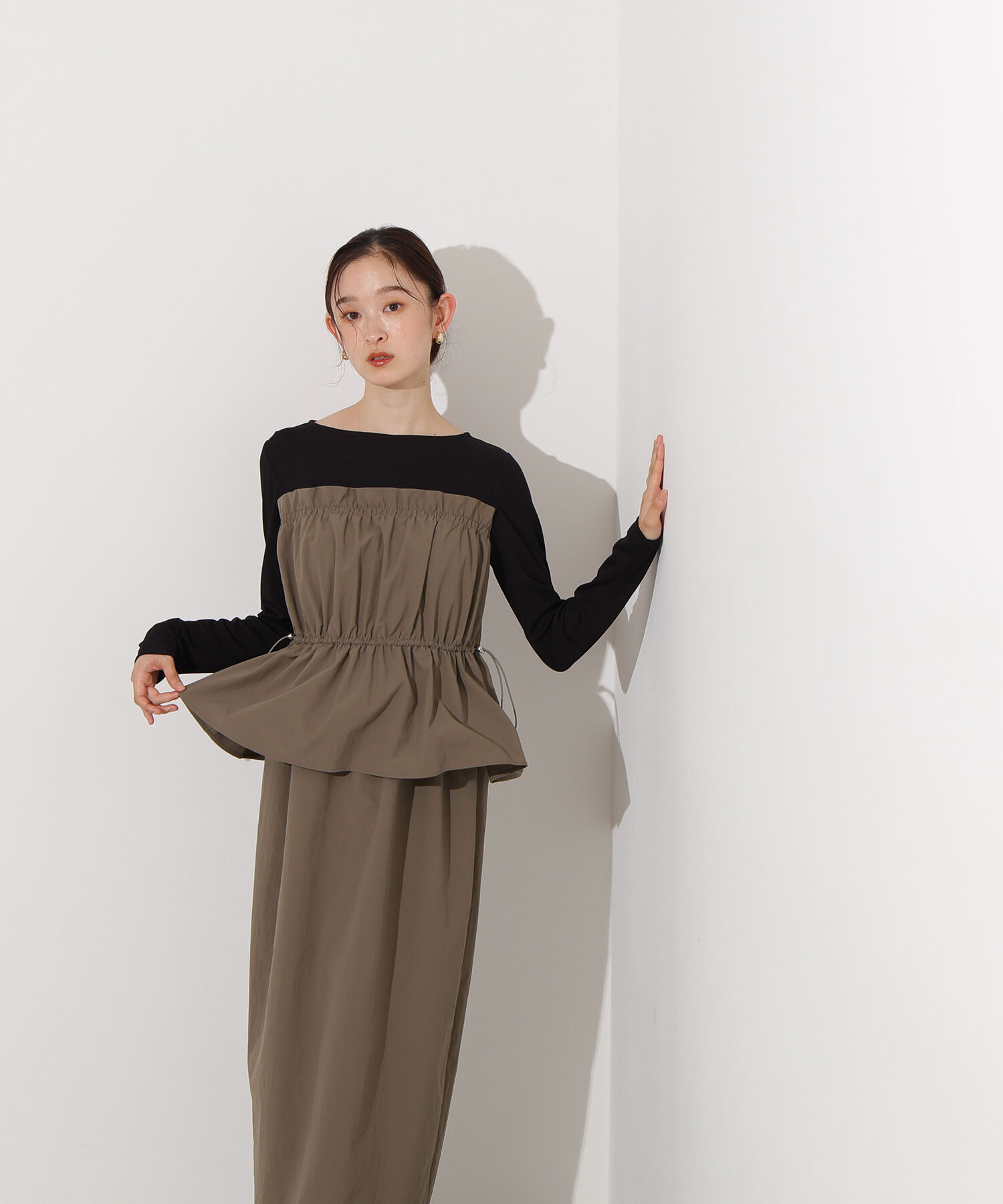  「ドロストコードドッキングワンピース長袖」|ワンピース|