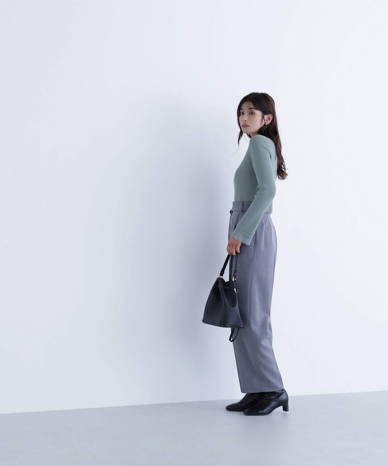  「&ldquo;さりげな&rdquo;シアースリーブニット」|ニット・セーター|