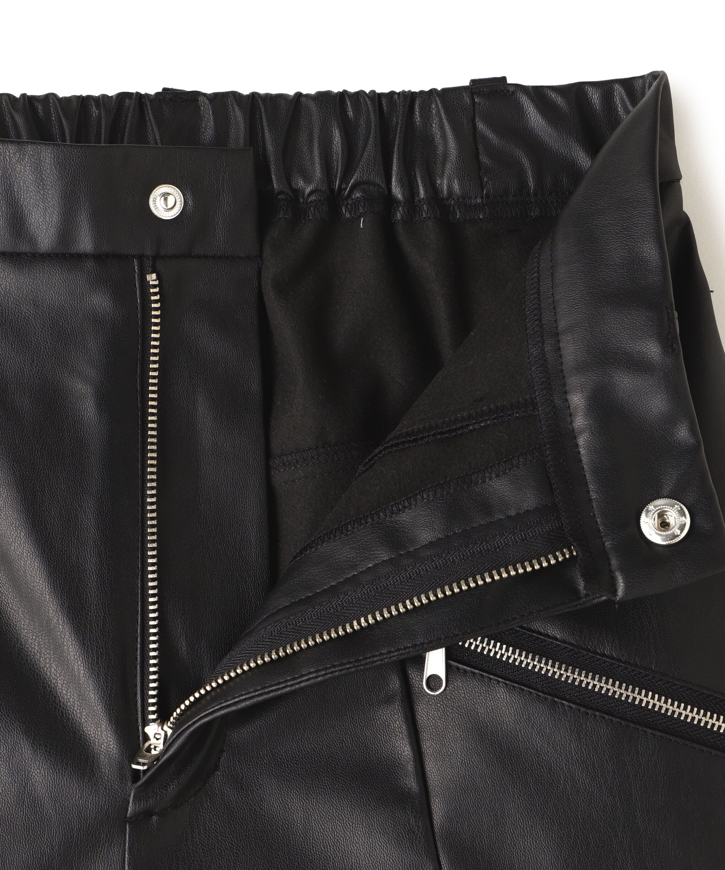  「合皮ショートパンツ」|その他|