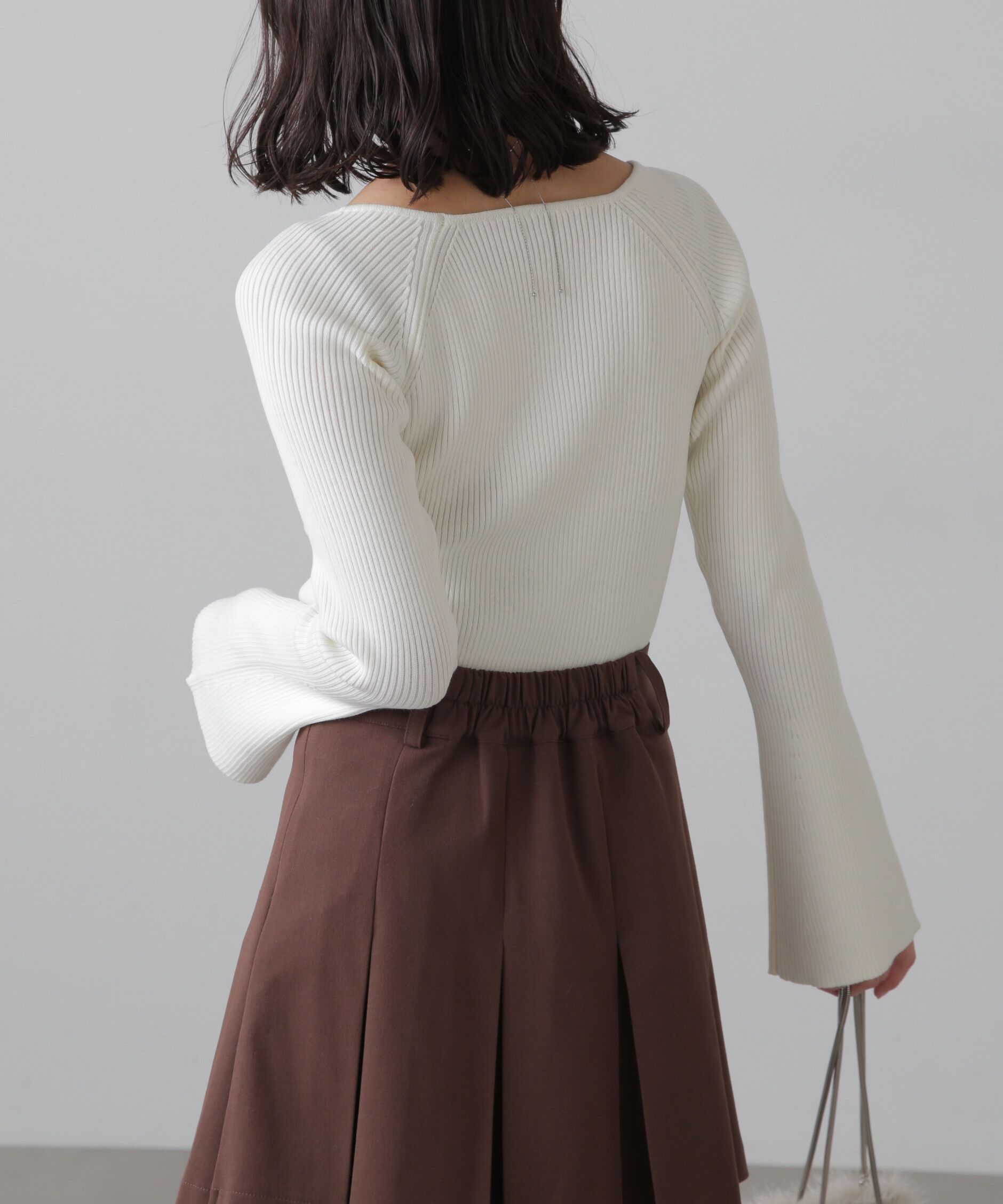  「スクエアネック袖フレアニット」|ニット・セーター|