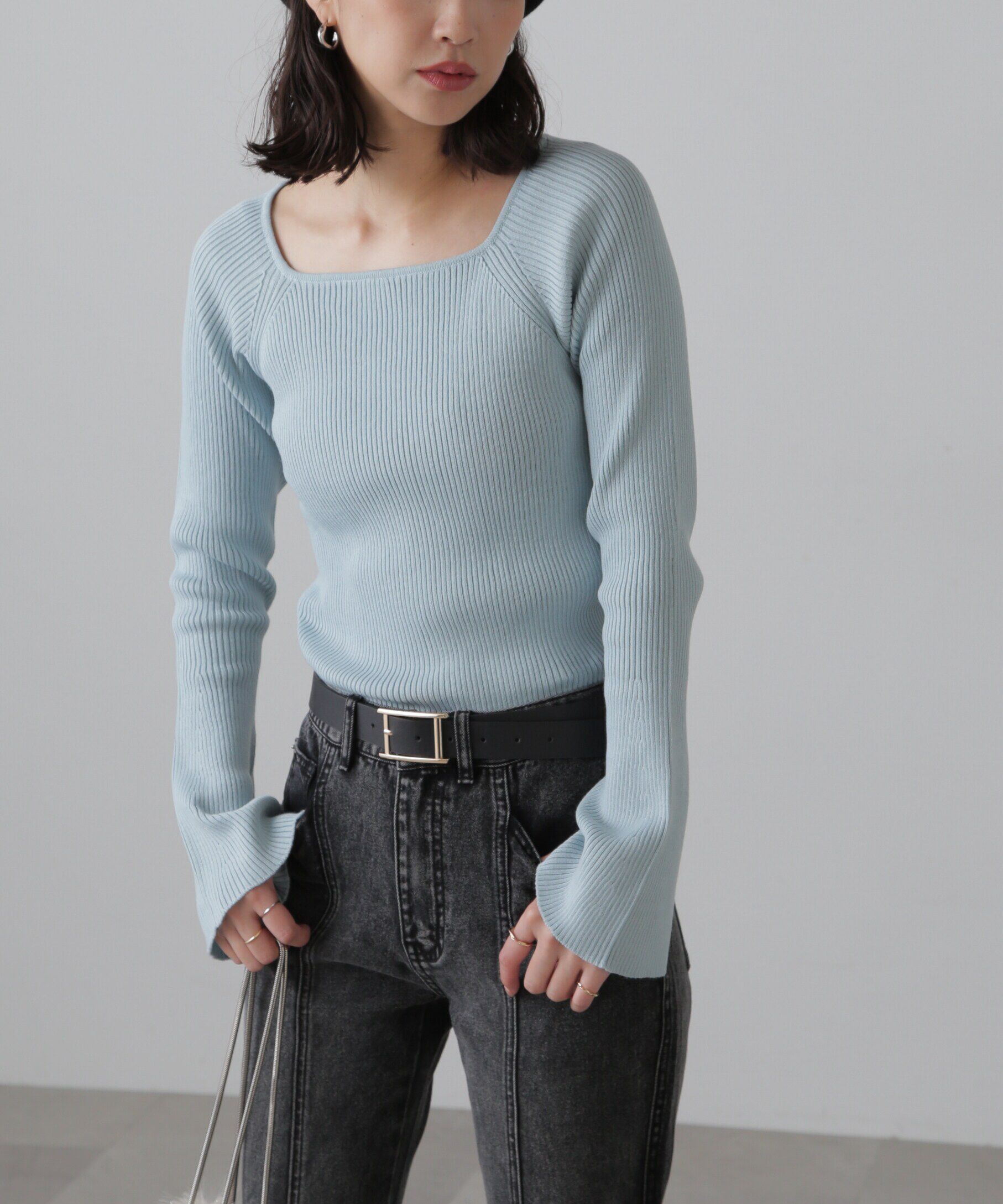  「スクエアネック袖フレアニット」|ニット・セーター|サックス