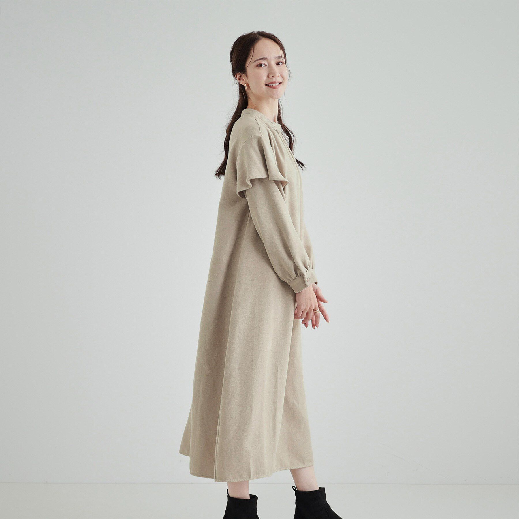 SHOO･LA･RUE「【S-LL】大人の甘めコーデに お袖フリルワンピース」|ワンピース|