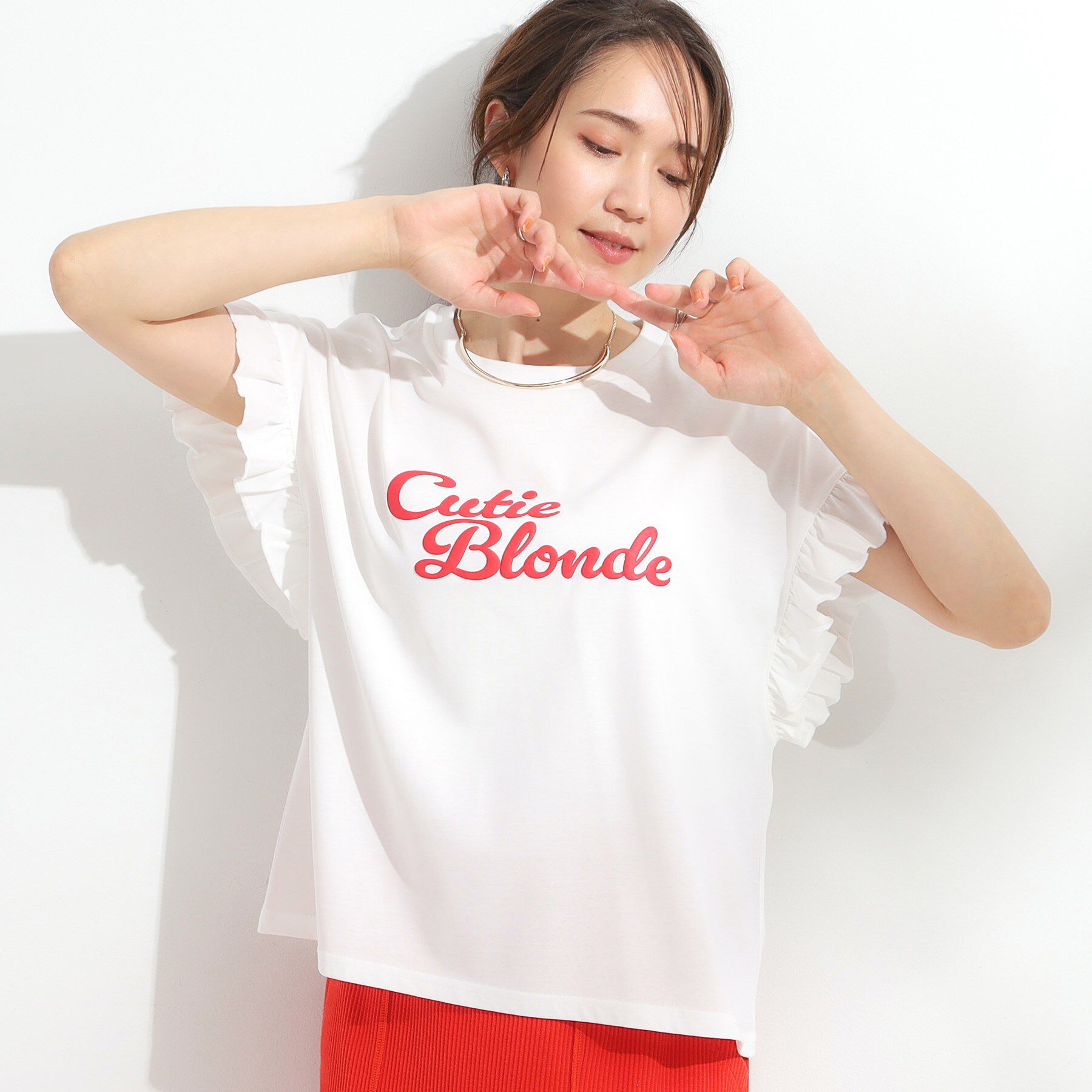 SHOO･LA･RUE「【S-LL/汗ジミ軽減/ひんやり/UVカット】フリルTシャツ」|Tシャツ・カットソー|ホワイト(001)
