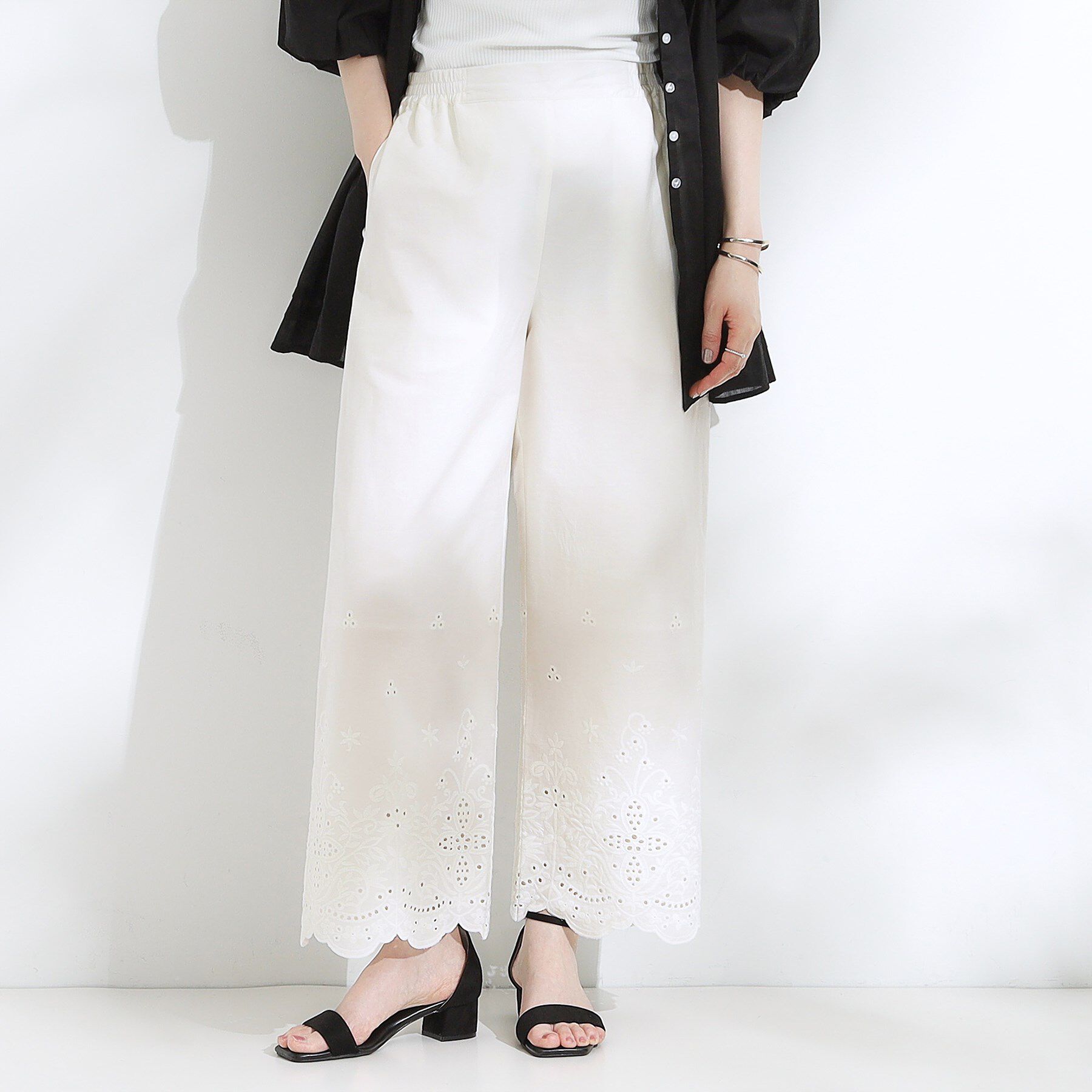 SHOO･LA･RUE「【S-LL】華やかさをプラスする 裾刺繍ストレートパンツ」|その他|