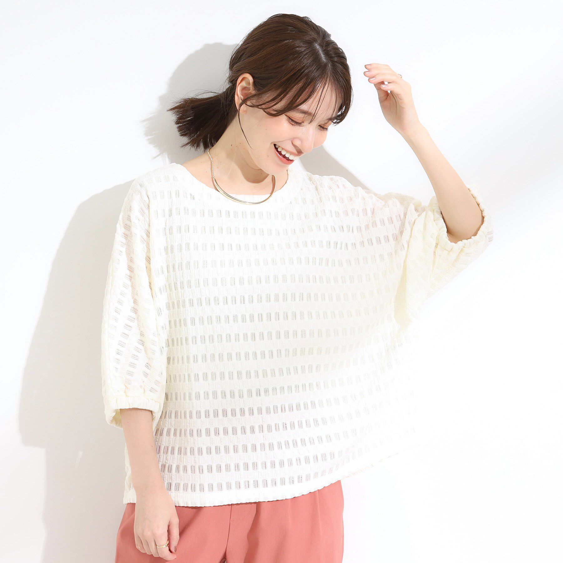 SHOO･LA･RUE「【S-LL】涼やかで好印象 シアーチェック ドルマントップス」|Tシャツ・カットソー|