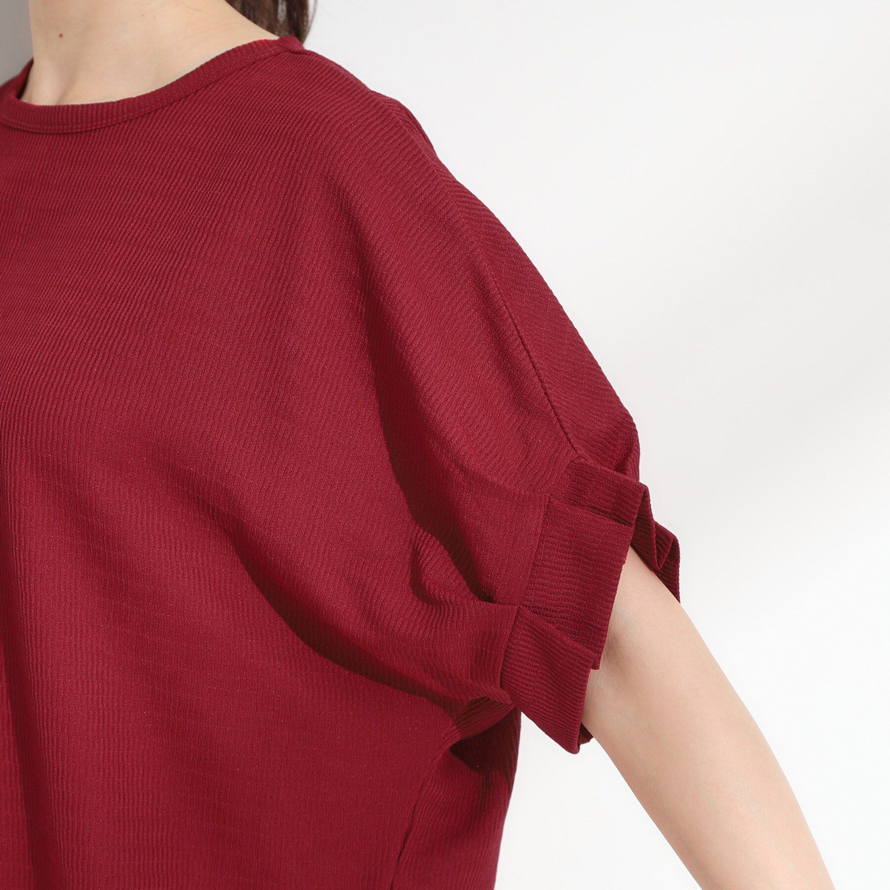 SHOO･LA･RUE「【S-LL/洗える】お袖のタックがアクセント インせず着られる さらさらドルマントップス」|Tシャツ・カットソー|