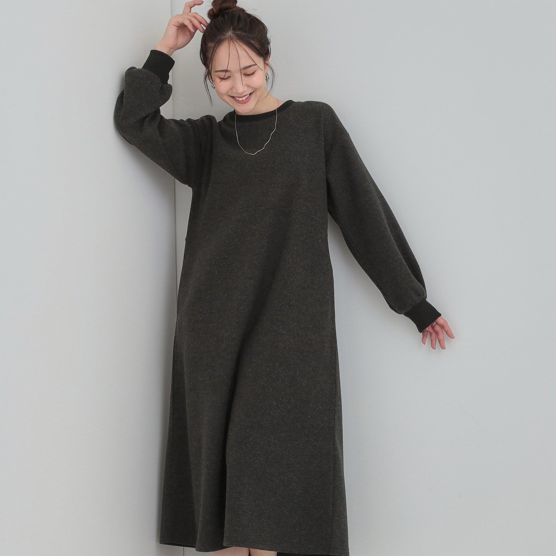 SHOO･LA･RUE「【あったか/S-LL】1枚で着られる Aラインワンピース」|ワンピース|ブラック(019)