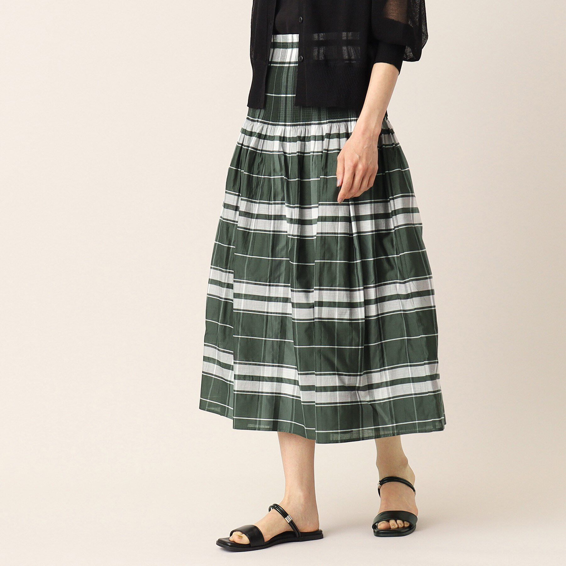 Dessin「【ウエストゴム・洗える】リバーシブルシャーリングスカート」|スカート|