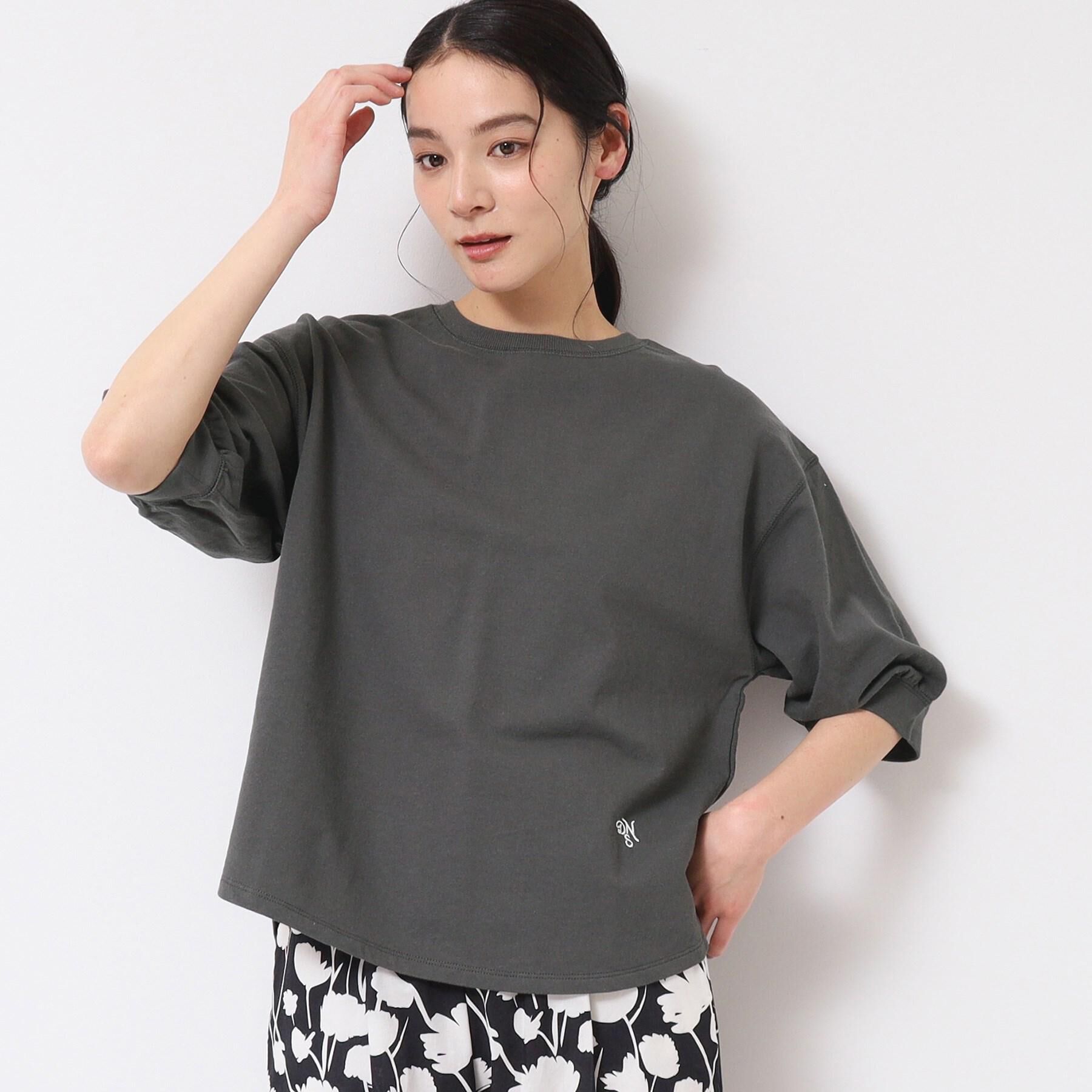 Dessin「【360度可愛い・洗える】バックヘンリーカットソー（5分袖/XS～L）」|Tシャツ・カットソー|