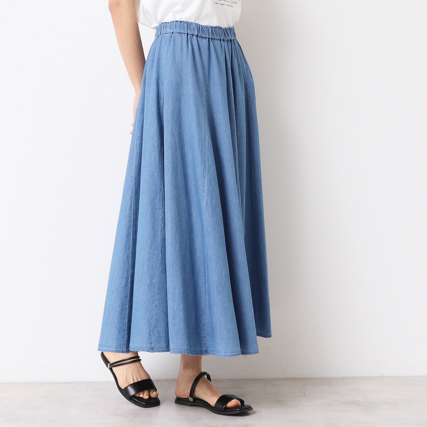 Dessin「【ウエストゴム・洗える】綿麻デニムフレアースカート」|スカート|ブルー(091)
