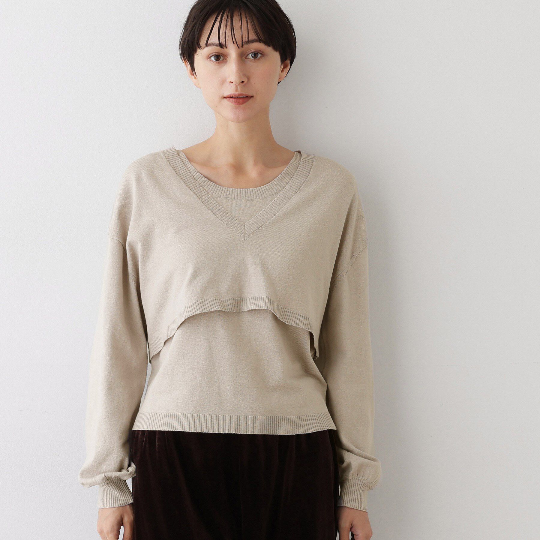 Dessin「【2点セット/3WAY/洗える】ノースリーブインナー付きVネックショート丈ニット」|ニット・セーター|