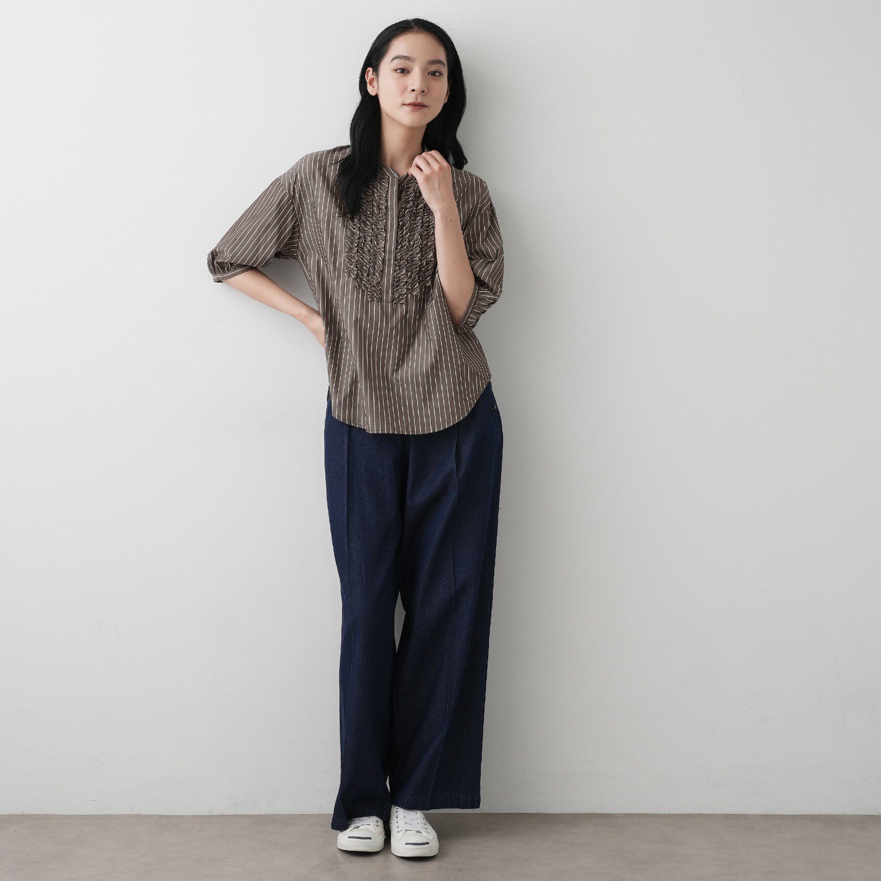 Dessin「【洗える】フリルバンドカラー五分袖ブラウス」|シャツ・ブラウス|