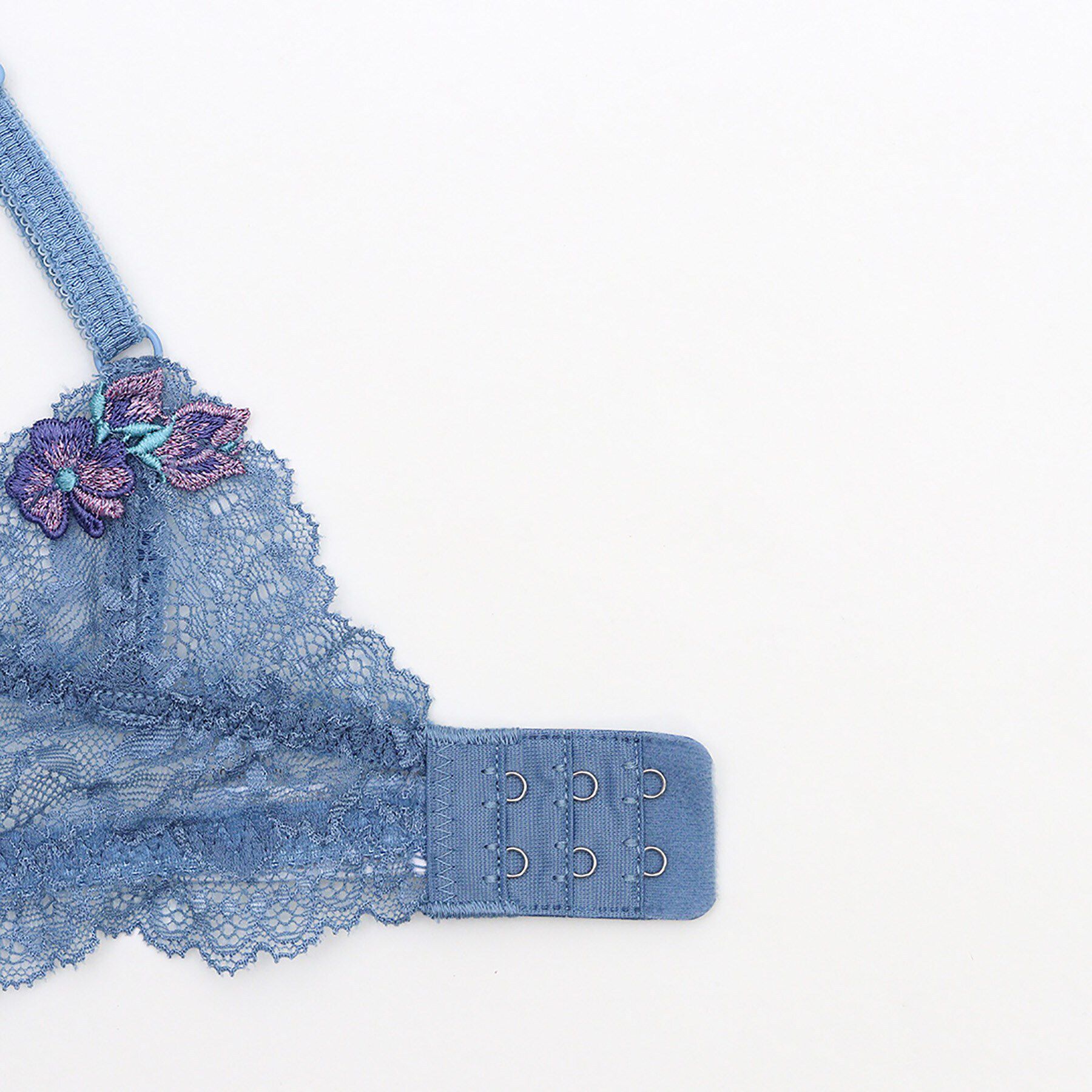 Risa Magli「アリーシャ ソフトブラ」|インナー|