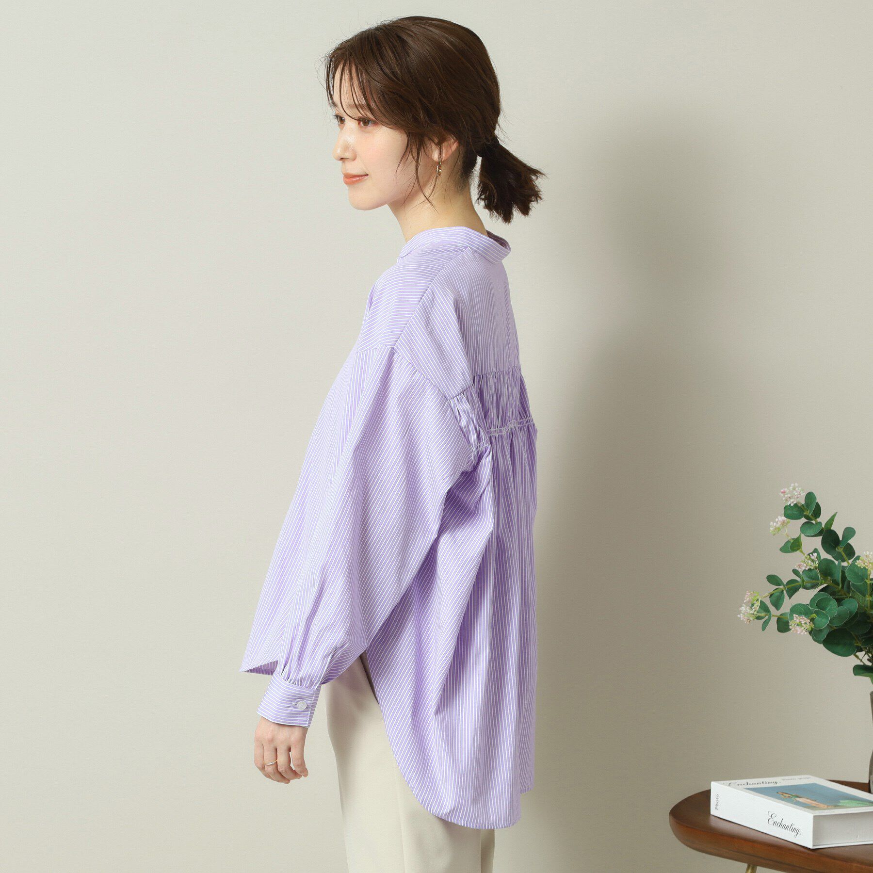 ITS&rsquo;DEMO「【手洗い可／通勤】バックギャザーブラウス」|シャツ・ブラウス|